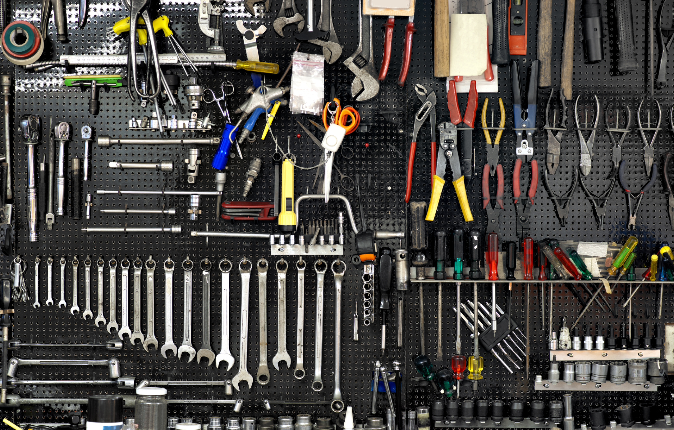 Do It Yourself Pegboard