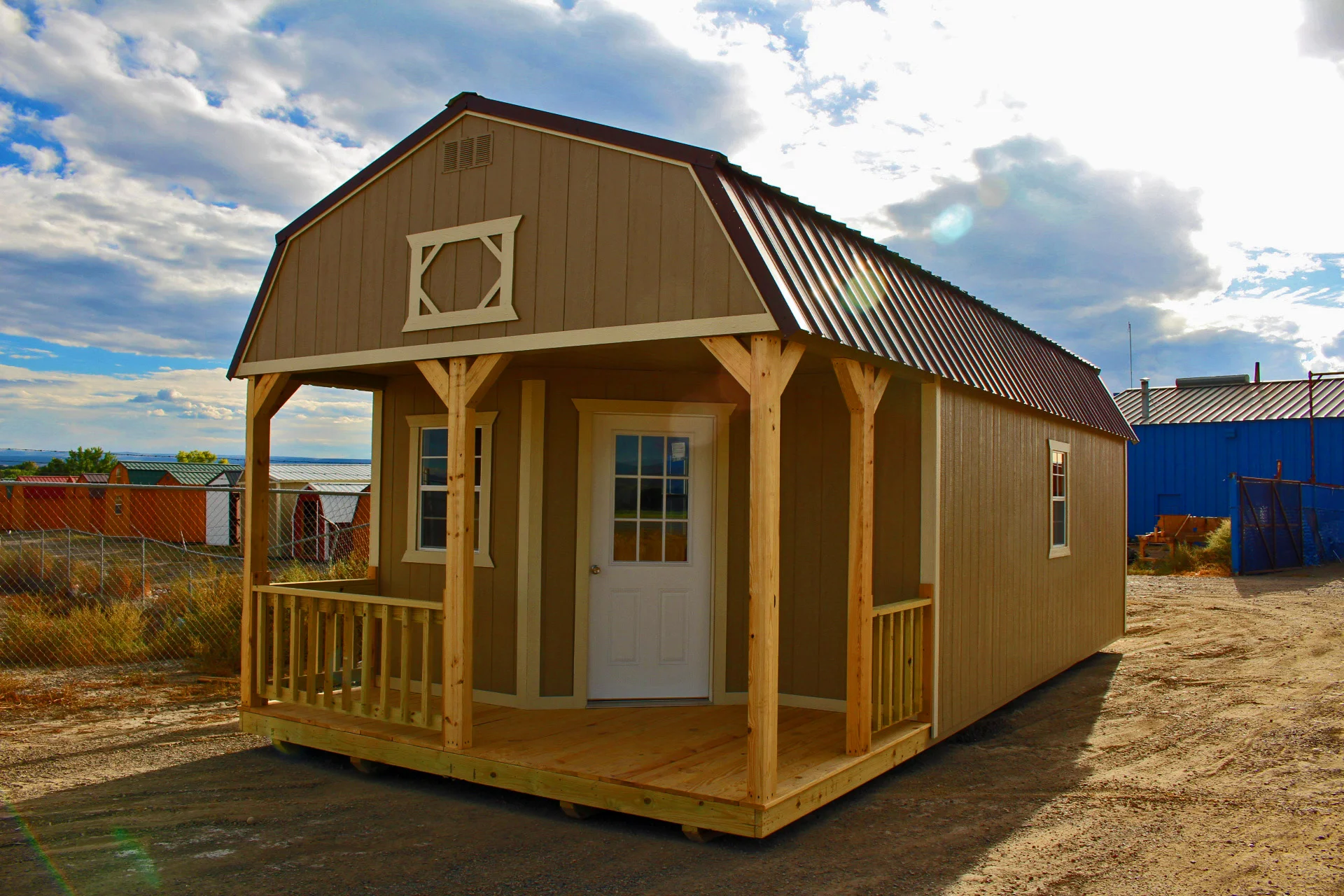 DELUXE LOFTED BARN CABIN