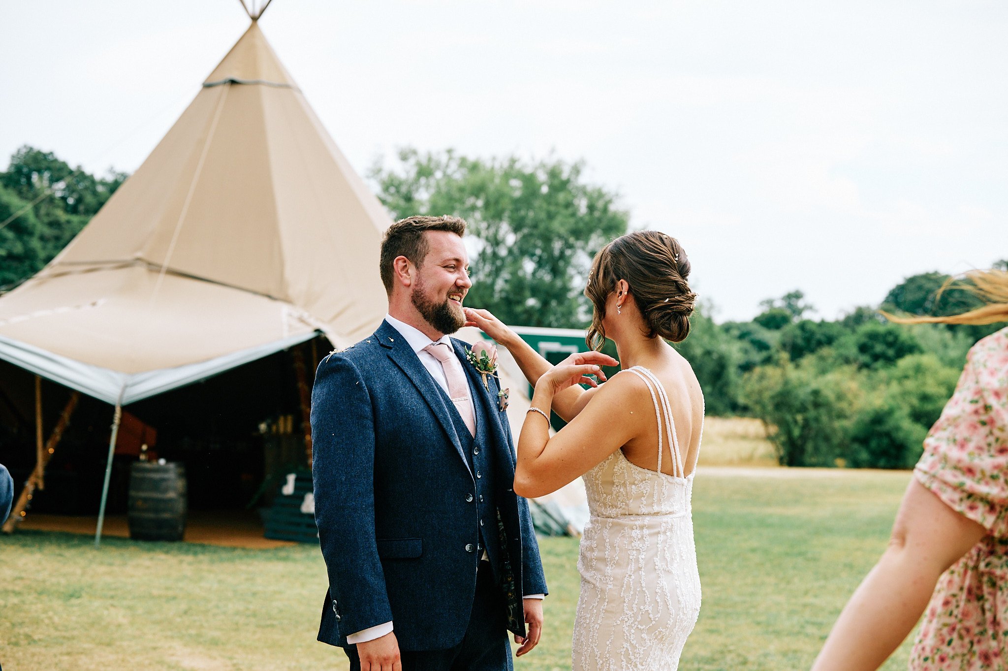 brook-farm-tipi-wedding-photographer-pike-photography 328.jpg