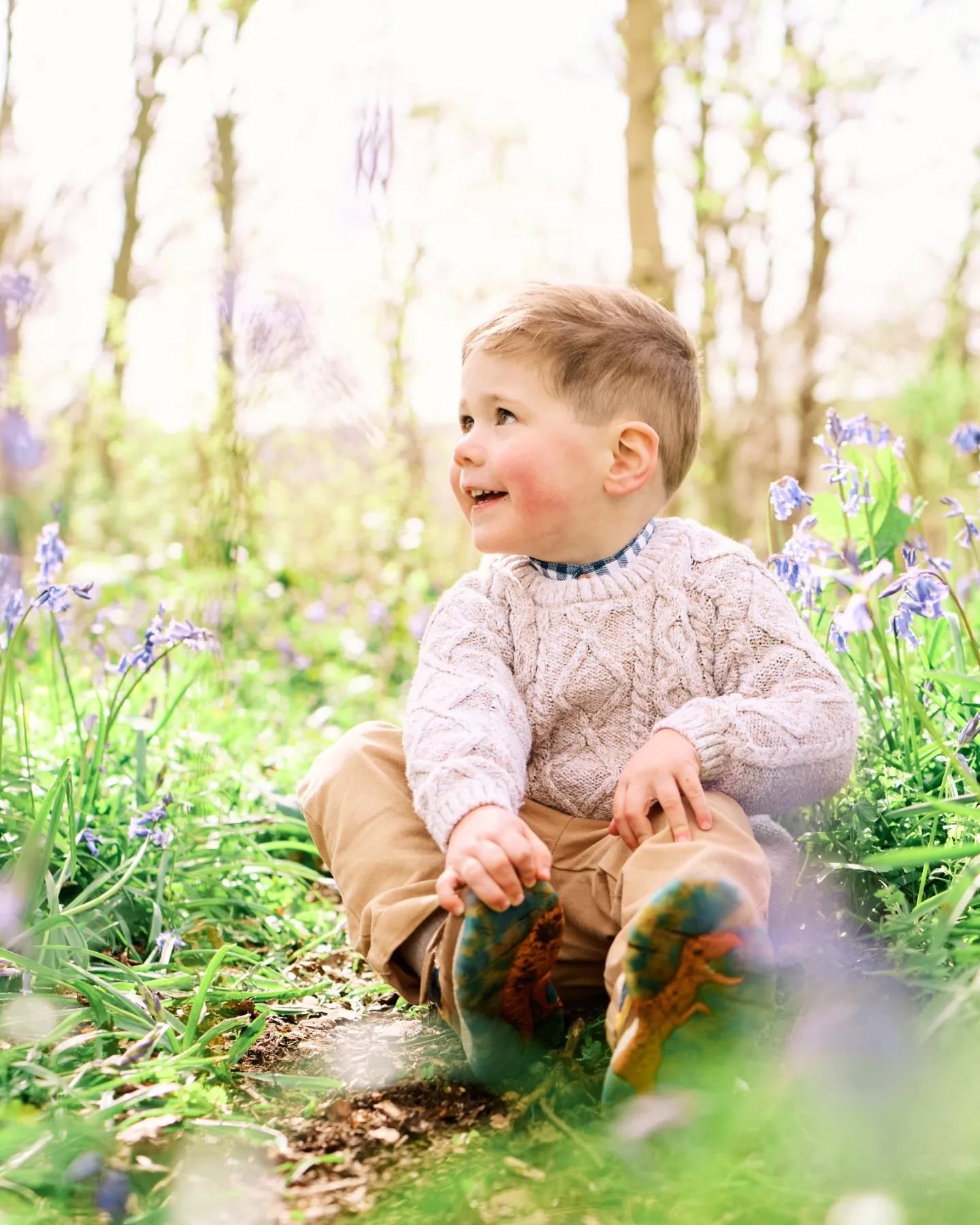 Cuteness dialled up to 11 with these gorgeous guys 🥰
.
.
.
.
.
#hertfordshirefamilyphotographer #bluebellshoot #familyphotographer #pikephotography #stalbansfamilyphotographer #hitchinfamilyphotographer #bluebells #spingtime