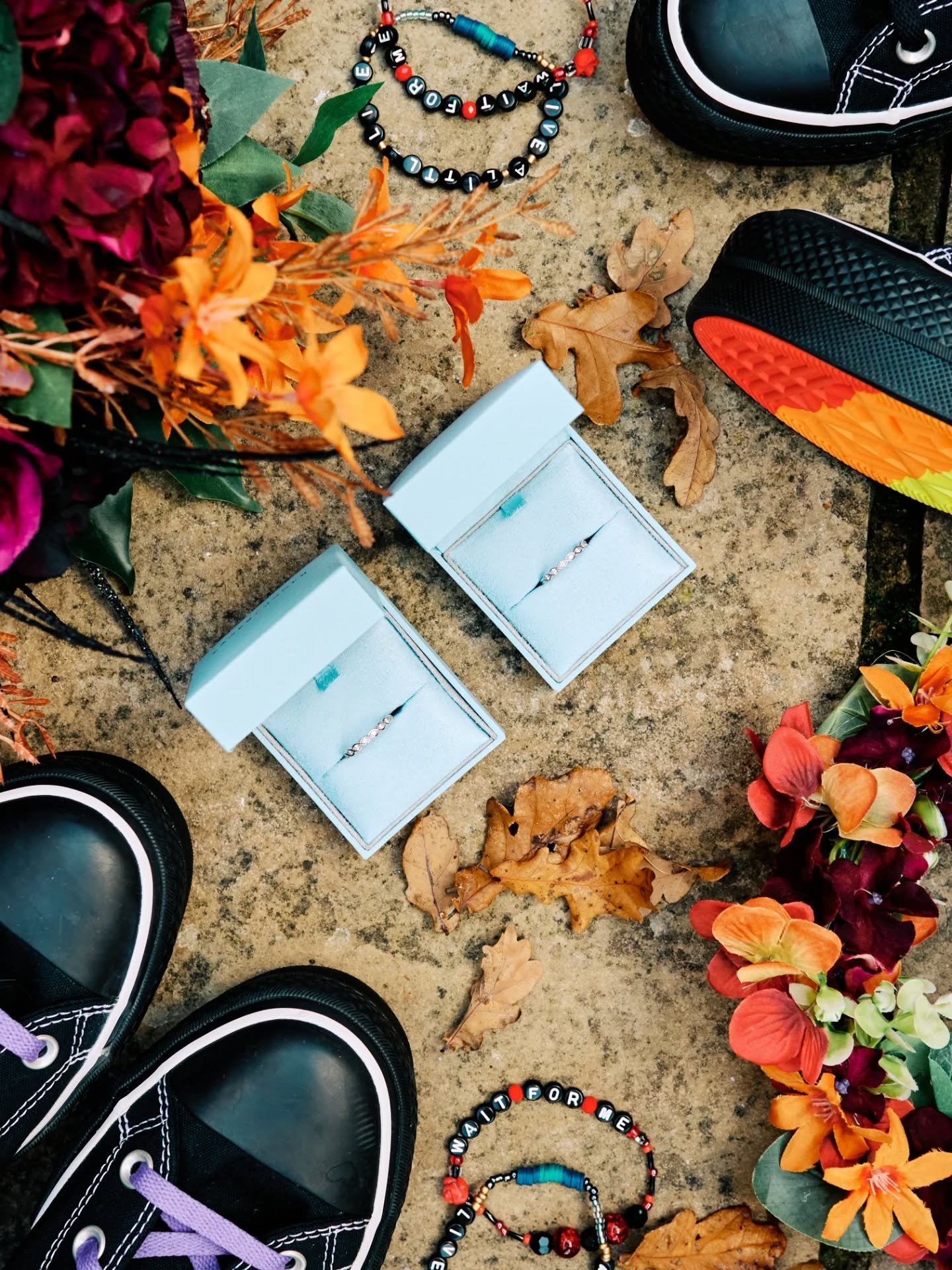The most colourful winter wedding with two awesome beautiful brides. And, dinosaurs 🦕 😍!