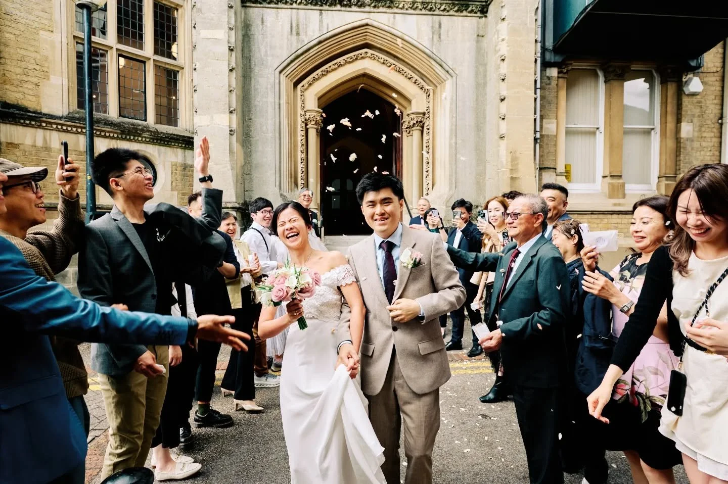 Beautiful "I do's" in the Octagonal Suite at Cheshunt Register Office 🥰