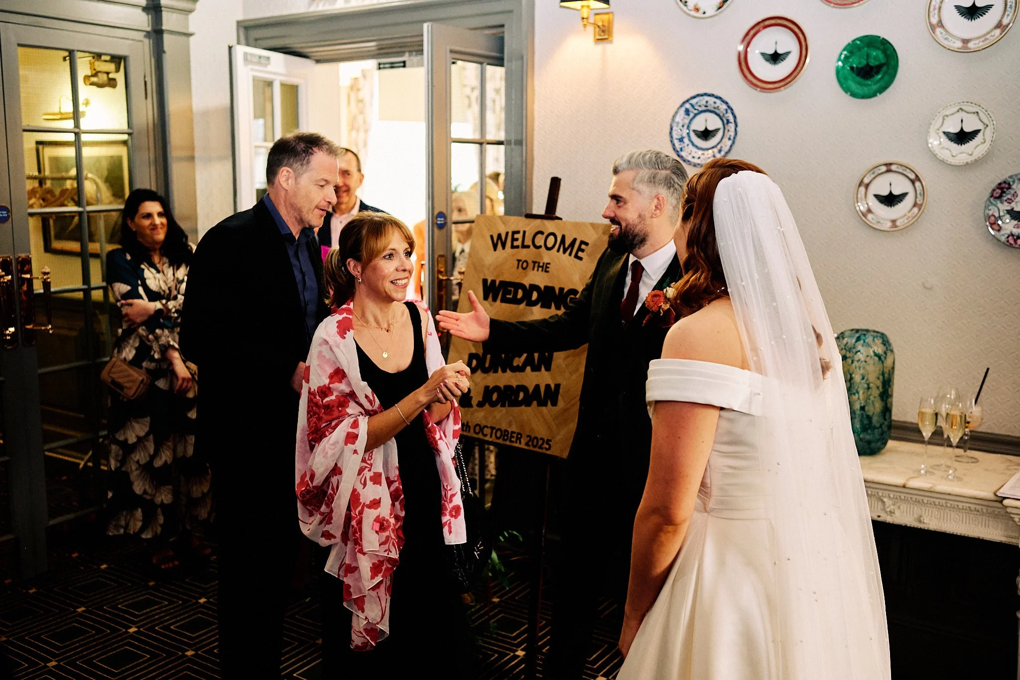 bedford-swan-hotel-wedding-photographer-pike-photography_247.jpg