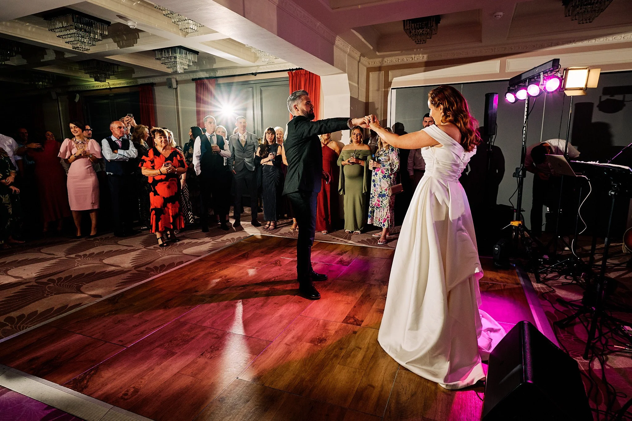 bedford-swan-hotel-wedding-photographer-pike-photography_679.jpg