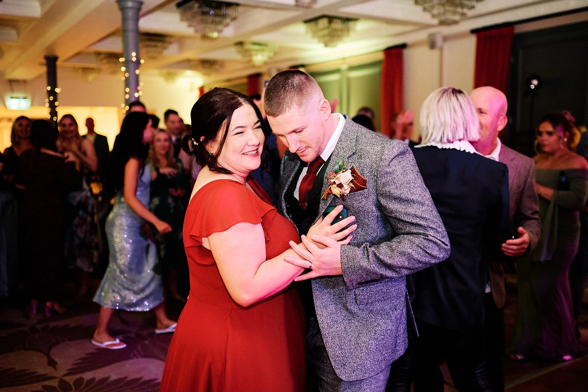 bedford-swan-hotel-wedding-photographer-pike-photography_687.jpg