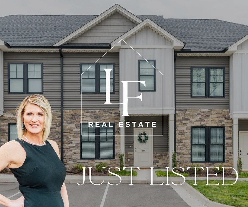 🏡 EXCLUSIVE NEW LISTING 🏡

FULLY FURNISHED / MOVE-IN READY! LOW COUNTY TAXES!

Imagine stepping into your dream home and finding EVERYTHING already in place. Your search ends here. 🌟 Explore the latest offering from Kelly Mann, Realtor, Lynchburg&