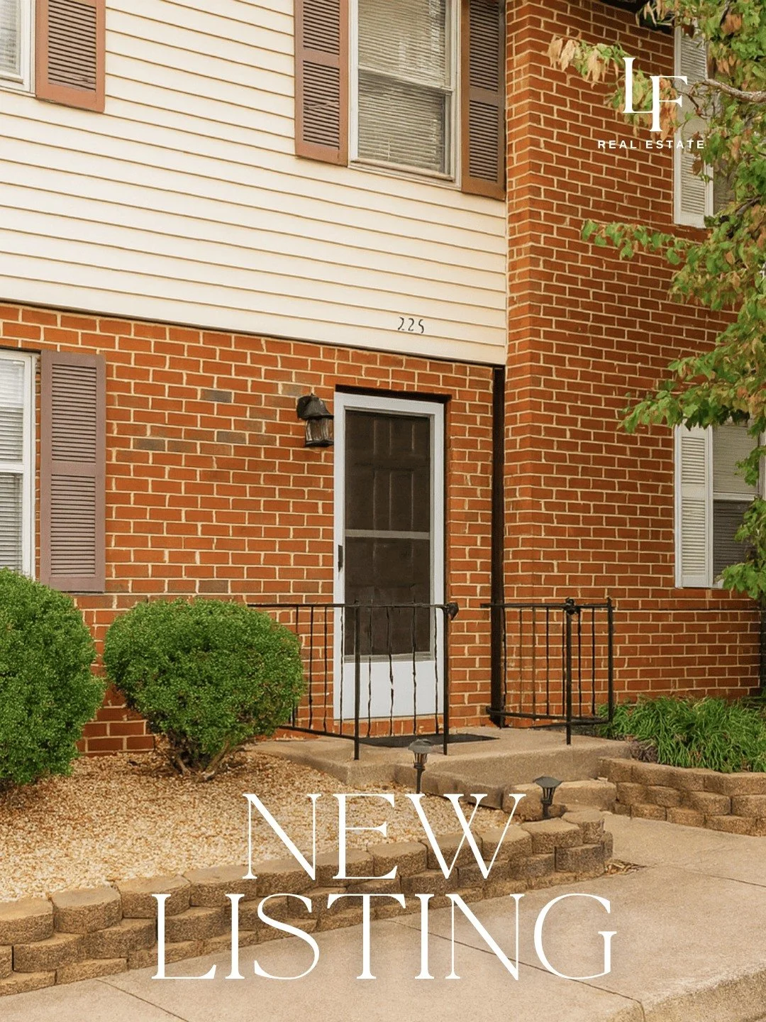 ✨ New Listing in Lynchburg ✨

🏡 222 Fountain Dr, Lynchburg, VA 24501
2 Beds | 2.5 Baths | 1,170 Sq Ft | Built 1974
List Price: $147,000
Hassle-free living just steps away from shopping, dining, and everyday conveniences! This move-in ready townhouse