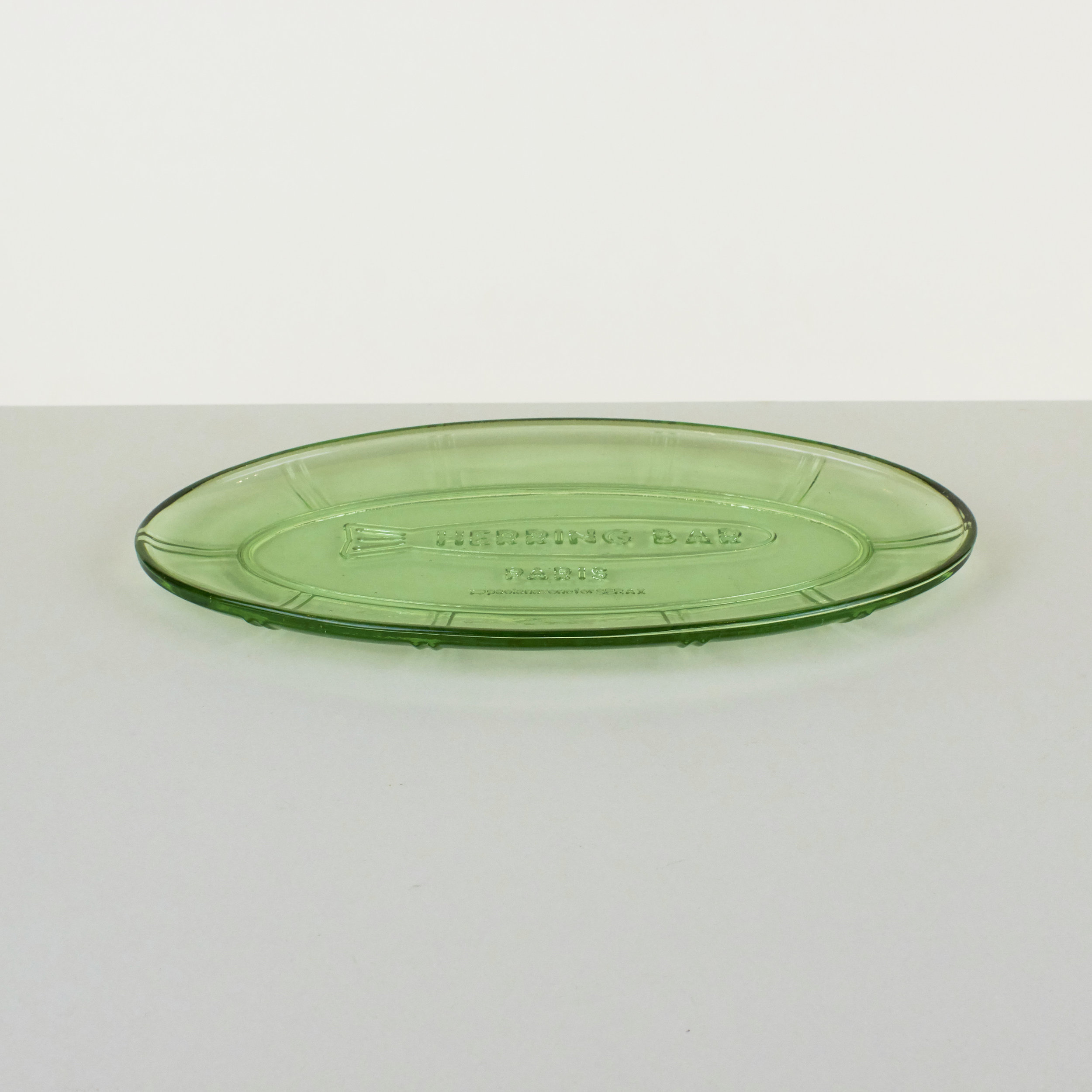 A NEW TRIBE SERAX OVAL PLATE LARGE 2.jpg