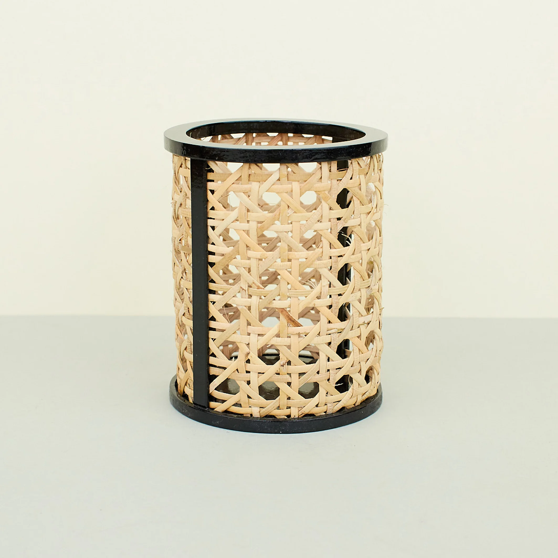 A NEW TRIBE DOIY RATTAN PEN POT 01 CROPPED.jpg