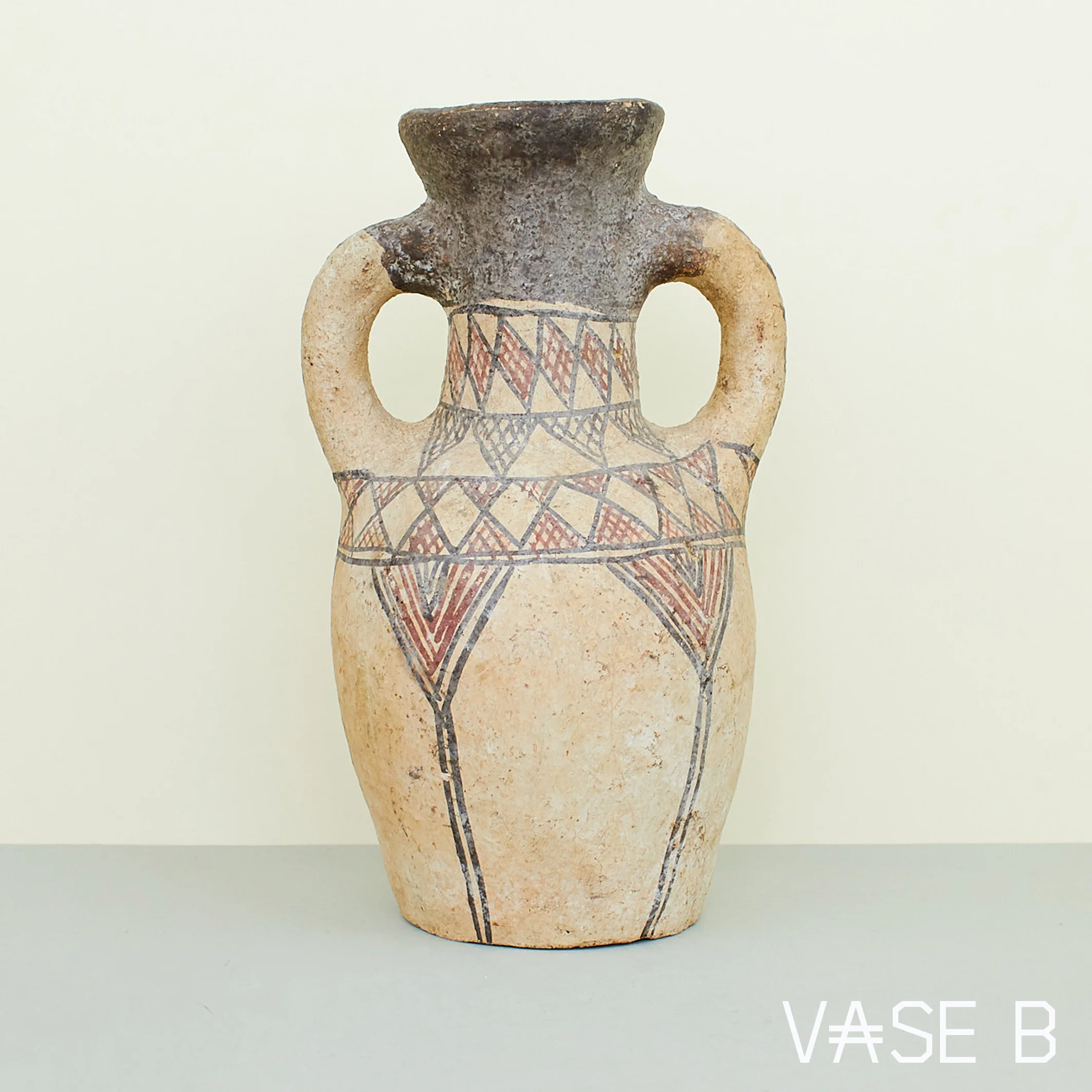 A NEW TRIBE FOUND ANTIQUE VASE B 01 CROPPED.jpg