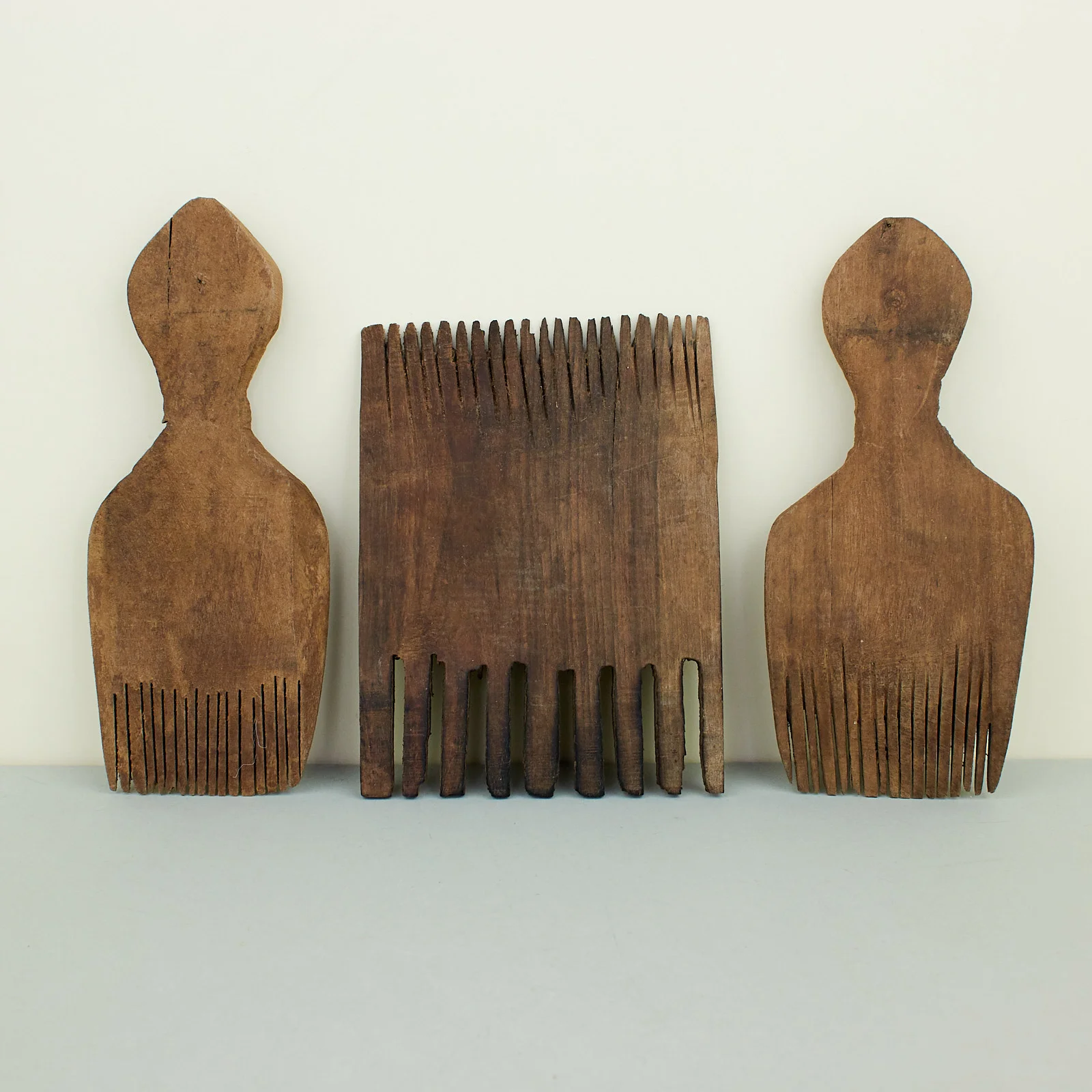 A NEW TRIBE FOUND BERBER COMB 04.jpg