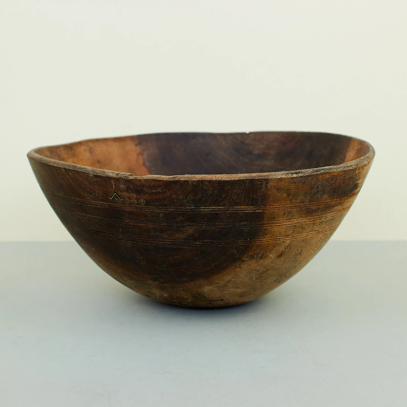A NEW TRIBE FOUND WOODEN BOWL A 02.jpg