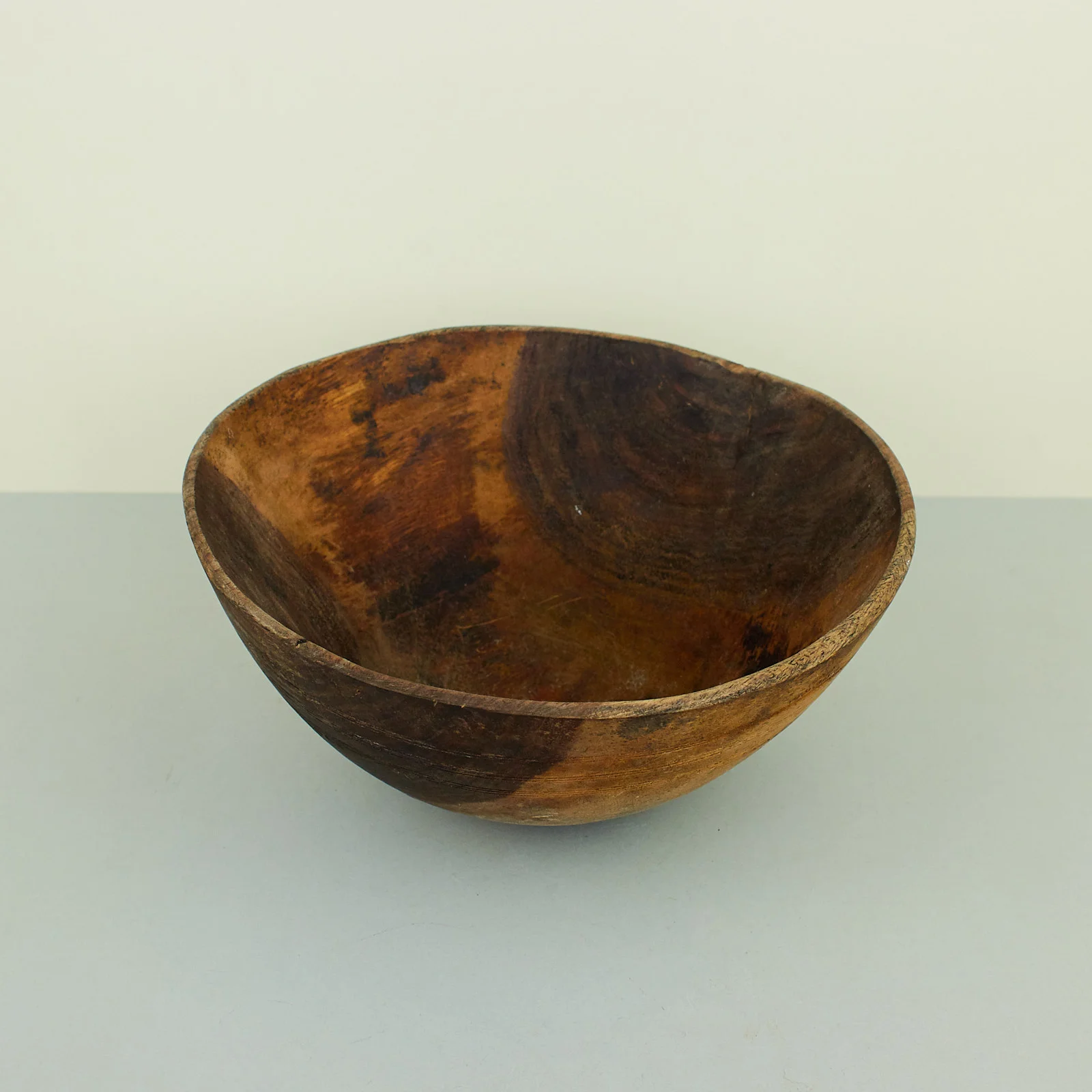 A NEW TRIBE FOUND WOODEN BOWL A 01.jpg