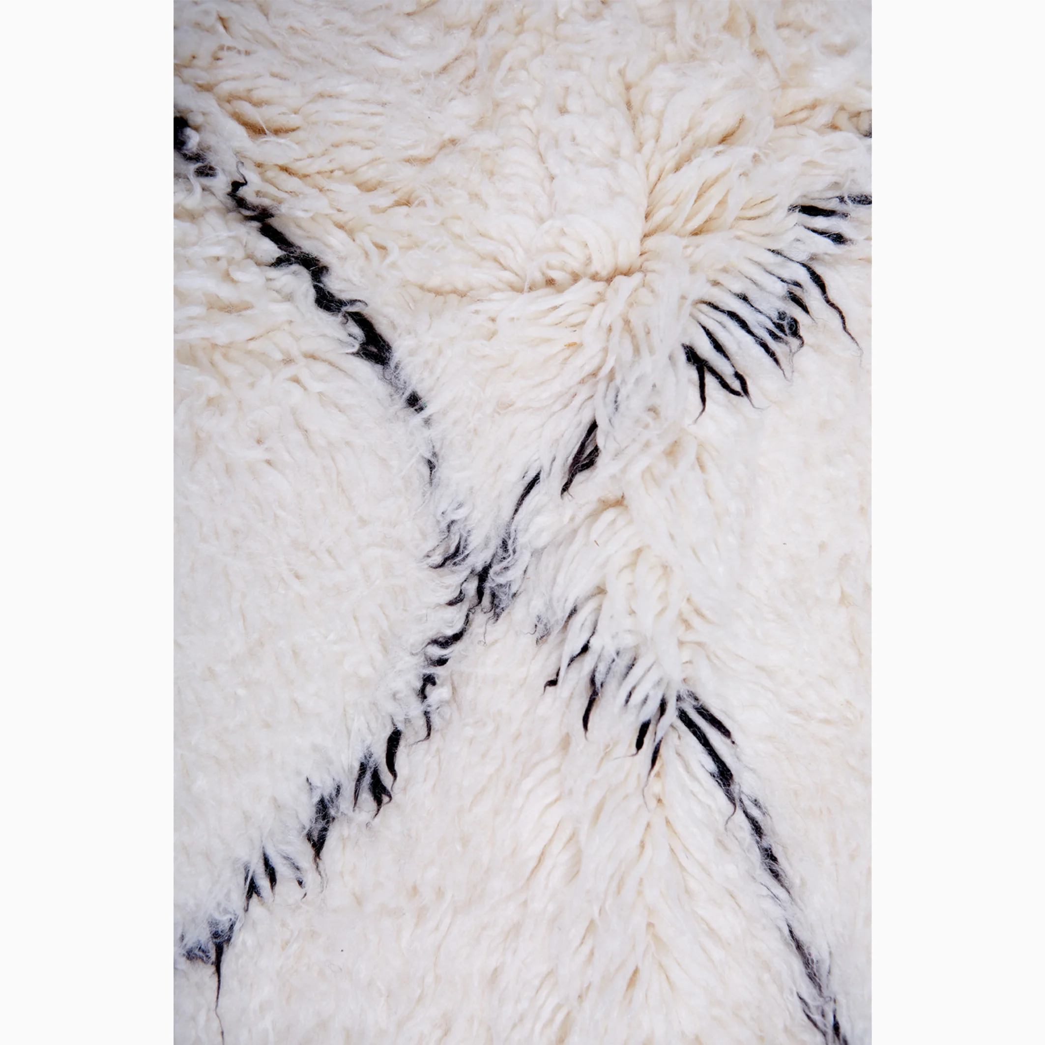 -A NEW TRIBE VINTAGE BERBER RUG 335B.jpg