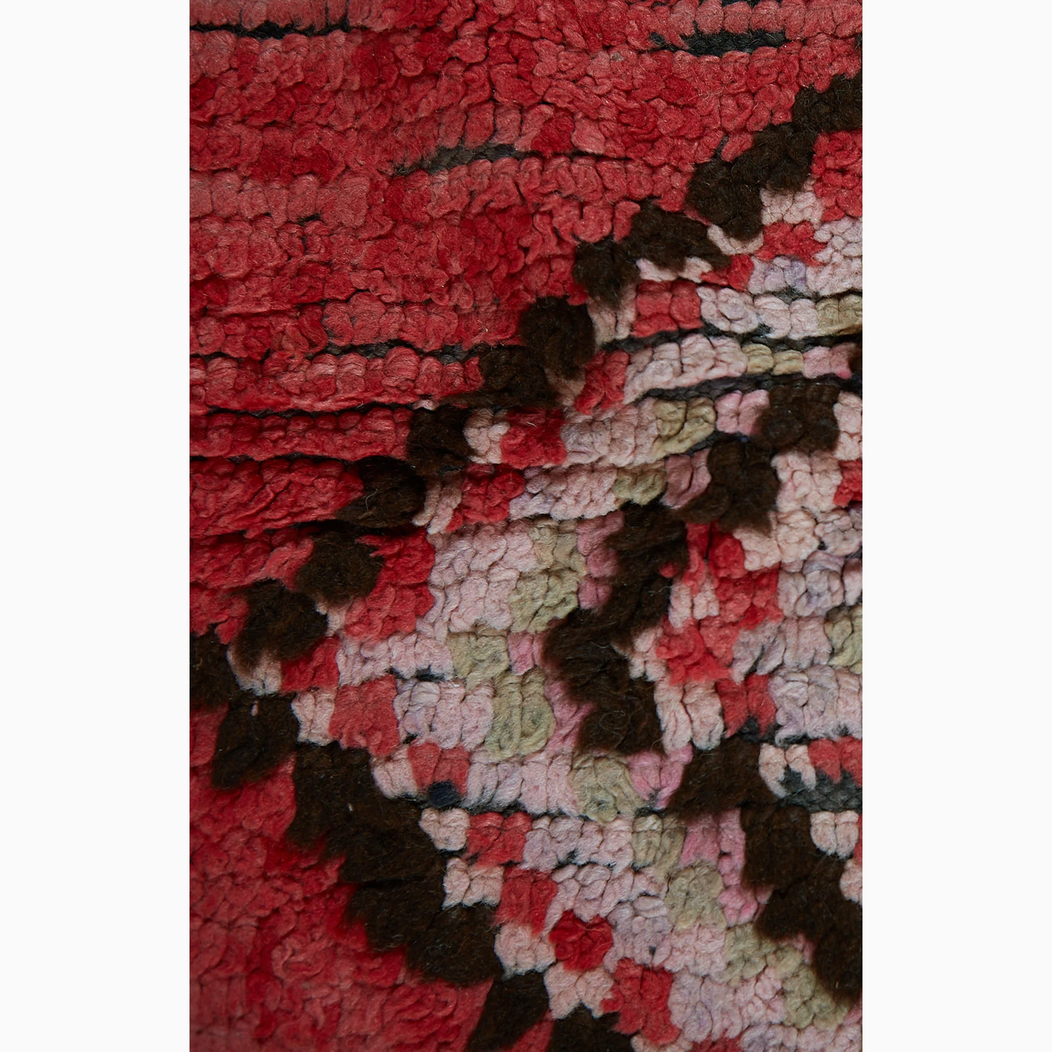 -A NEW TRIBE VINTAGE BERBER RUG 355B.jpg
