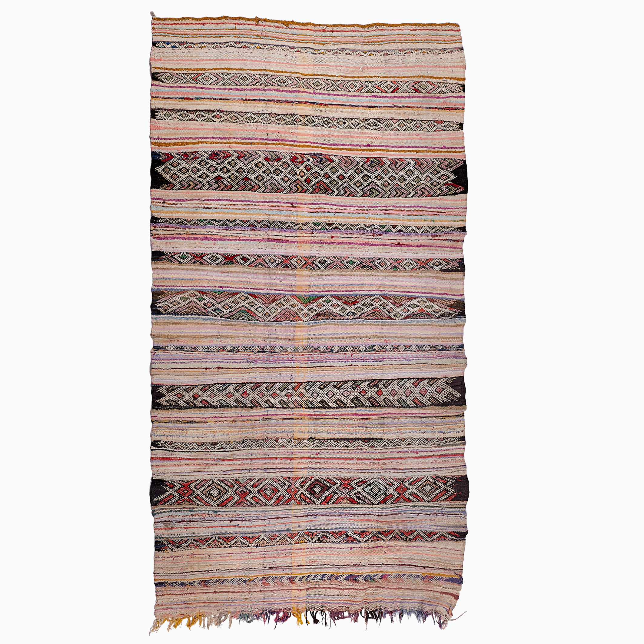 -A NEW TRIBE VINTAGE BERBER RUG 386.jpg