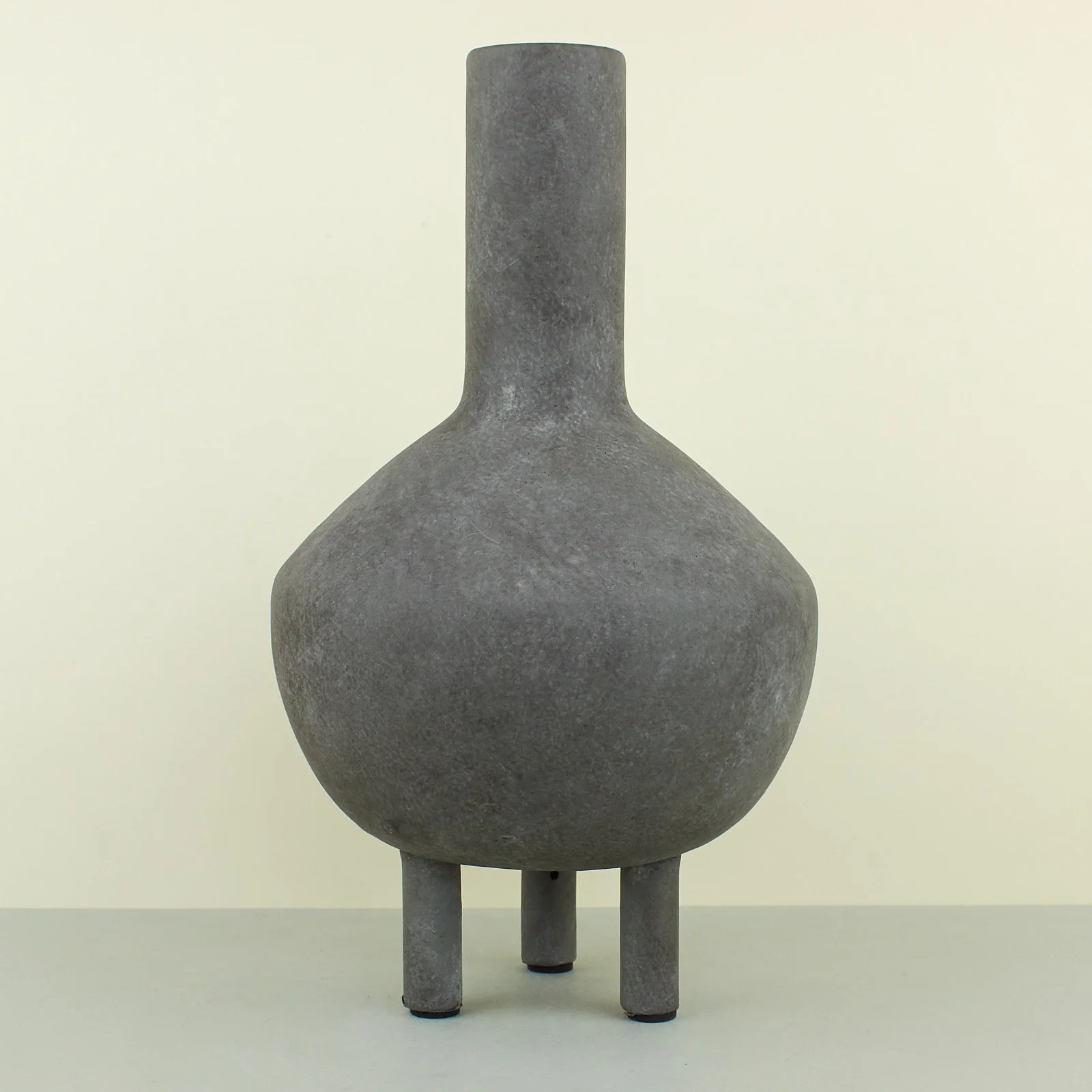 A NEW TRIBE 101 COPENHAGEN SMALL LARGE WIDE LEG VASE 01.jpg