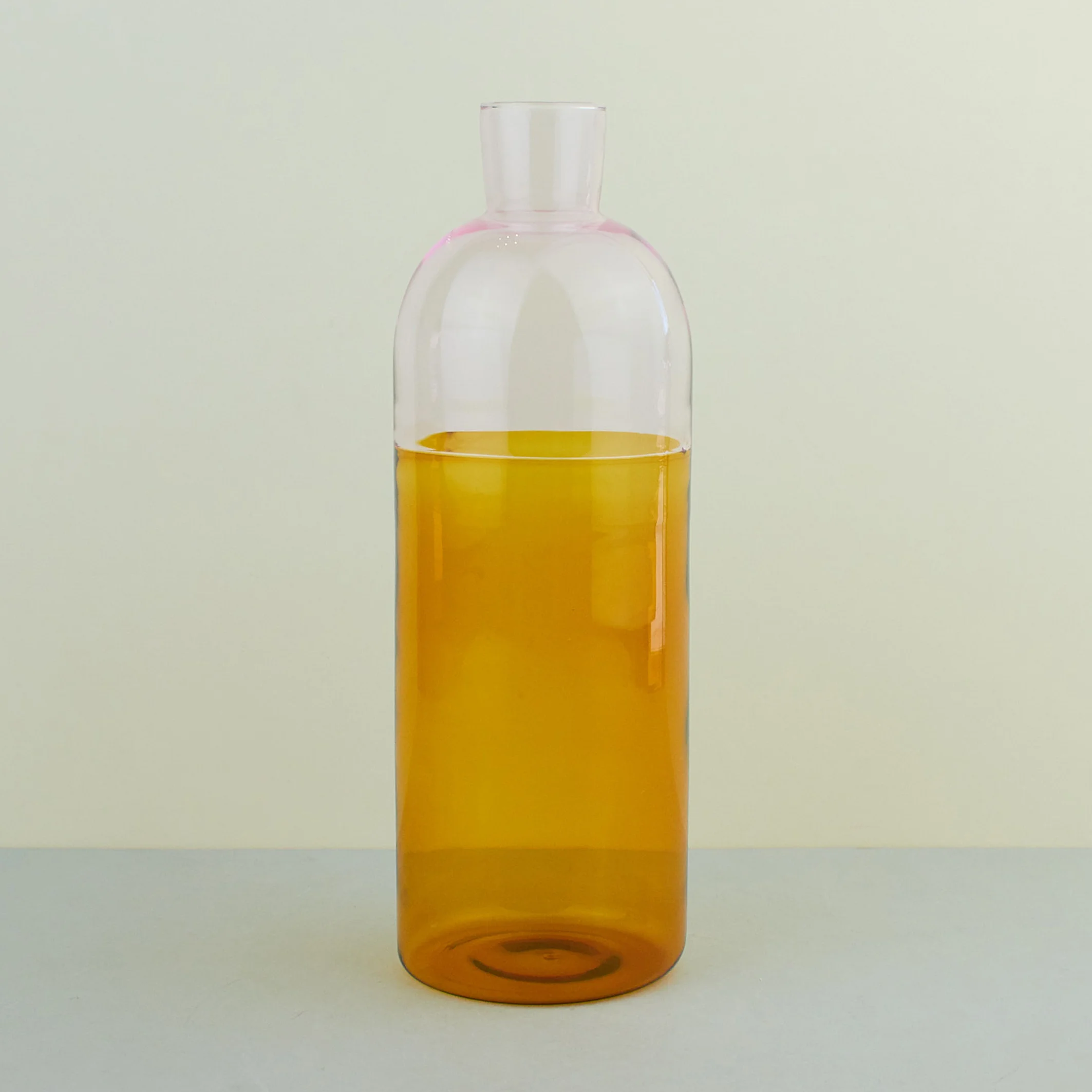 A NEW TRIBE ICHENDORF BOTTLE ROSE AMBER 03.jpg