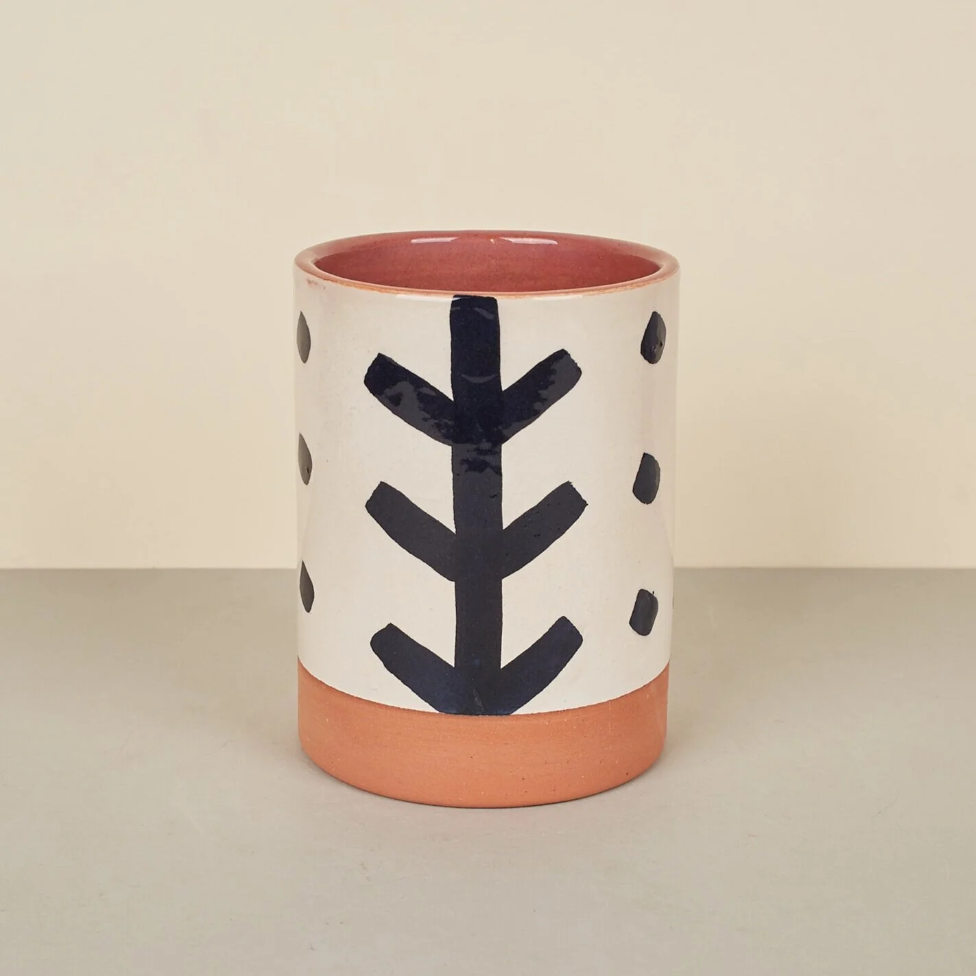 -A+NEW+TRIBE+BOUCHRA+BOUDOUA+UTENSIL+HOLDER+02.jpg
