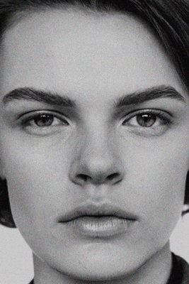hugo-boss-babyhouse-cara-taylor-02.gif