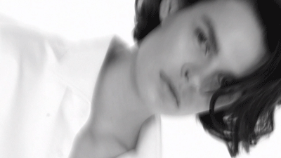 hugo-boss-babyhouse-cara-taylor-03.gif