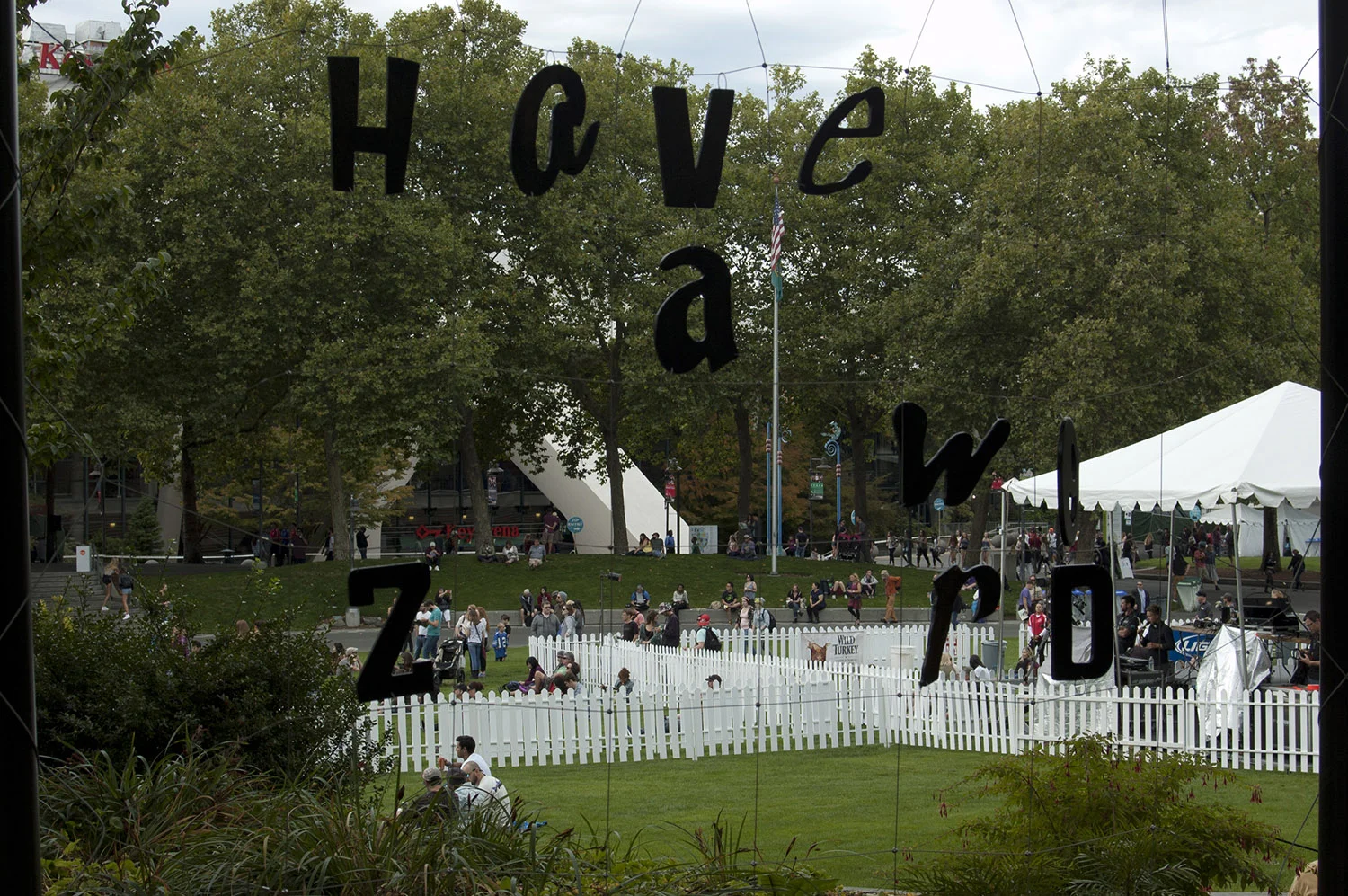  palavras (seattle)  public artwork, Seattle Center 