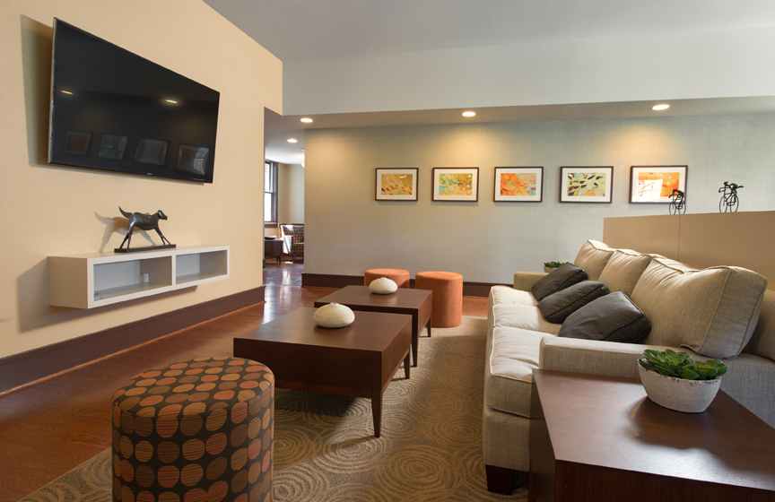 Inviting Clubhouse