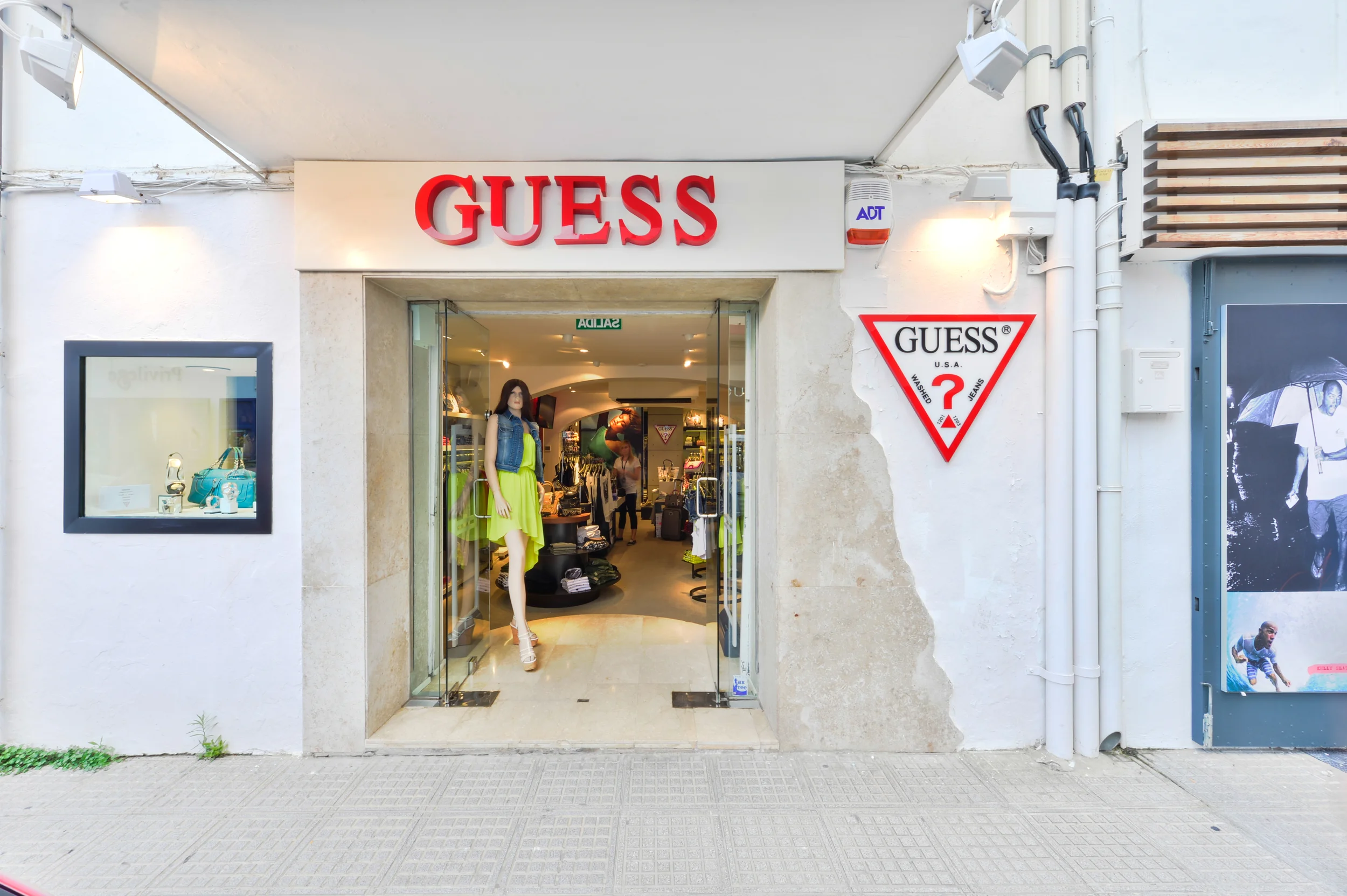 GUESS