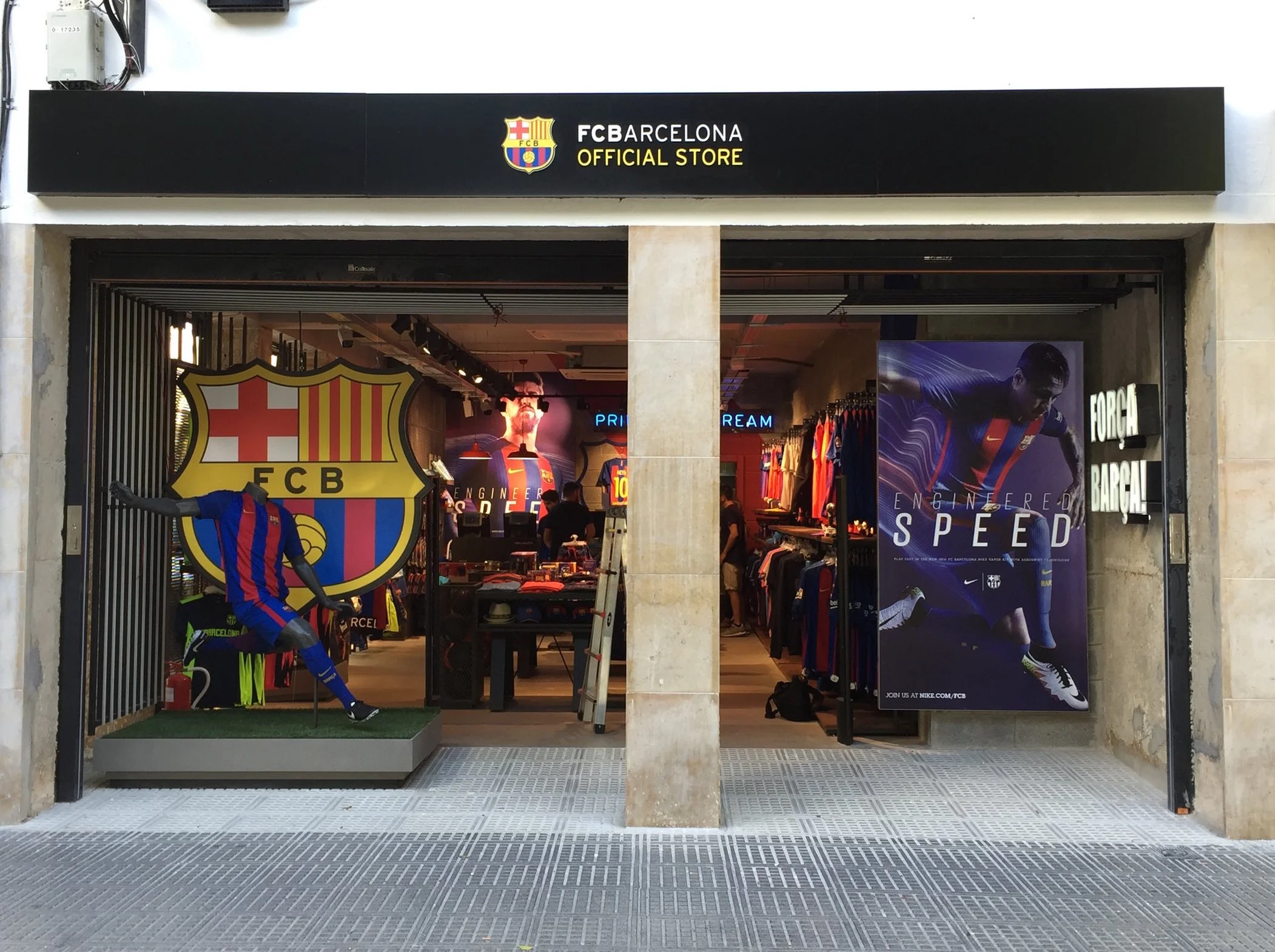FC BARCELONA