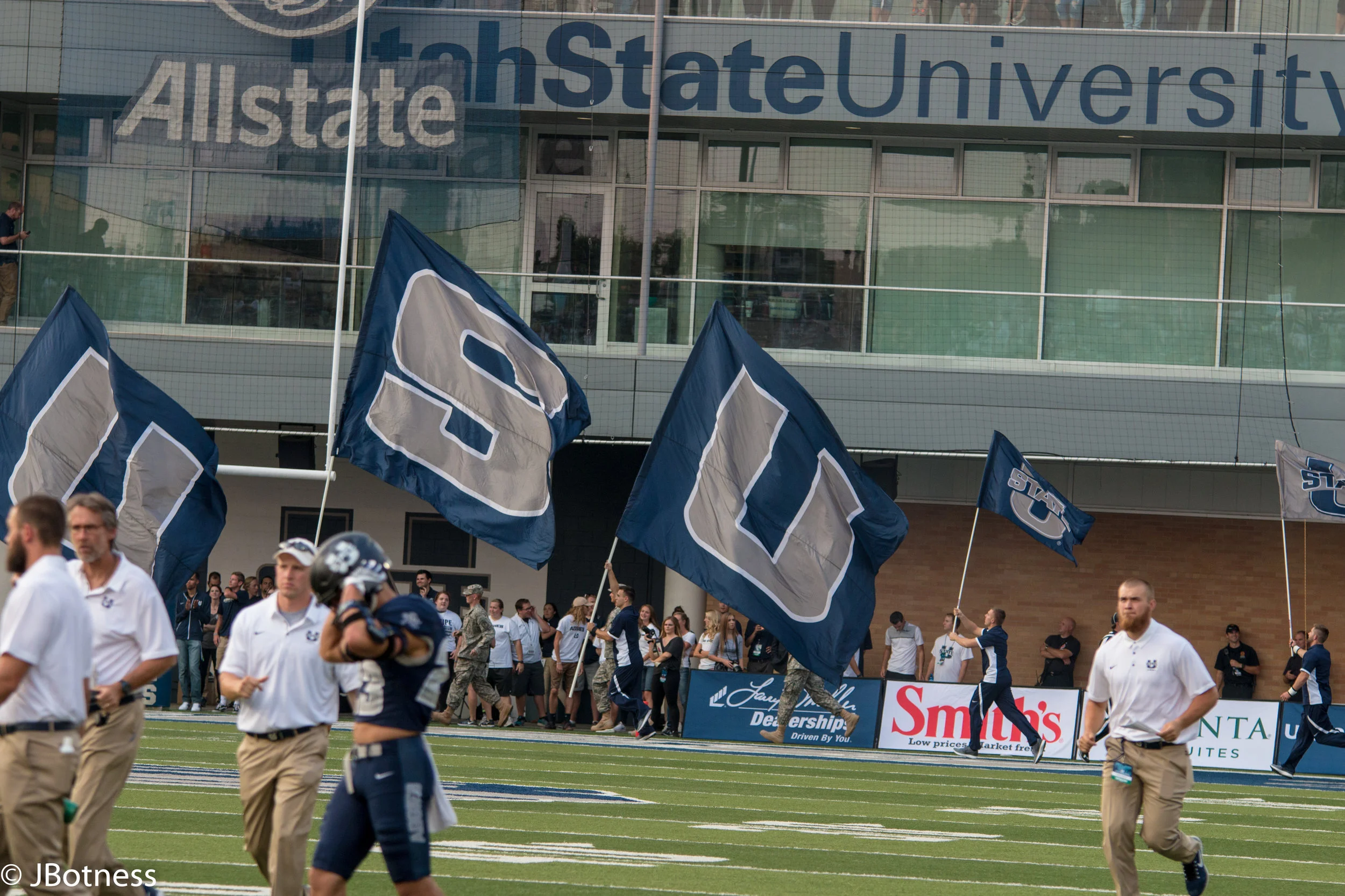 09_07_17_FB_USUvsISU (67 of 340).jpg