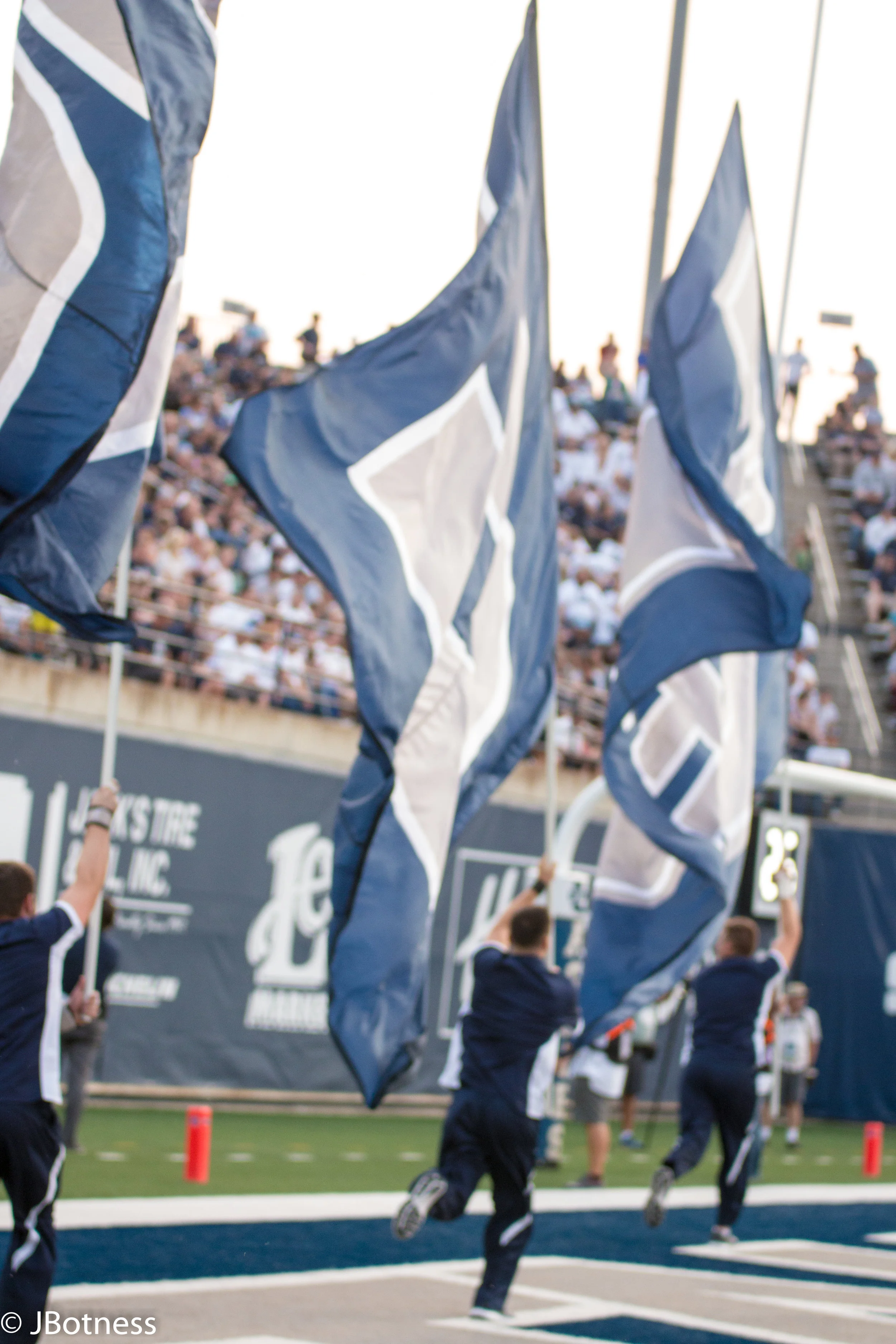 09_07_17_FB_USUvsISU (106 of 340).jpg