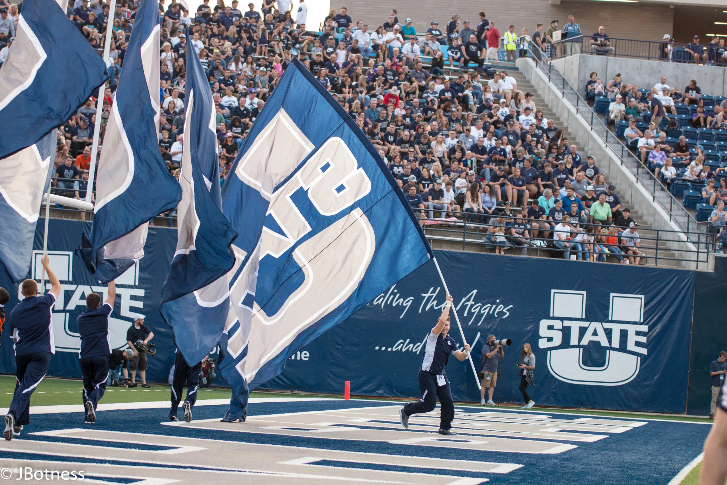 09_07_17_FB_USUvsISU (109 of 340).jpg