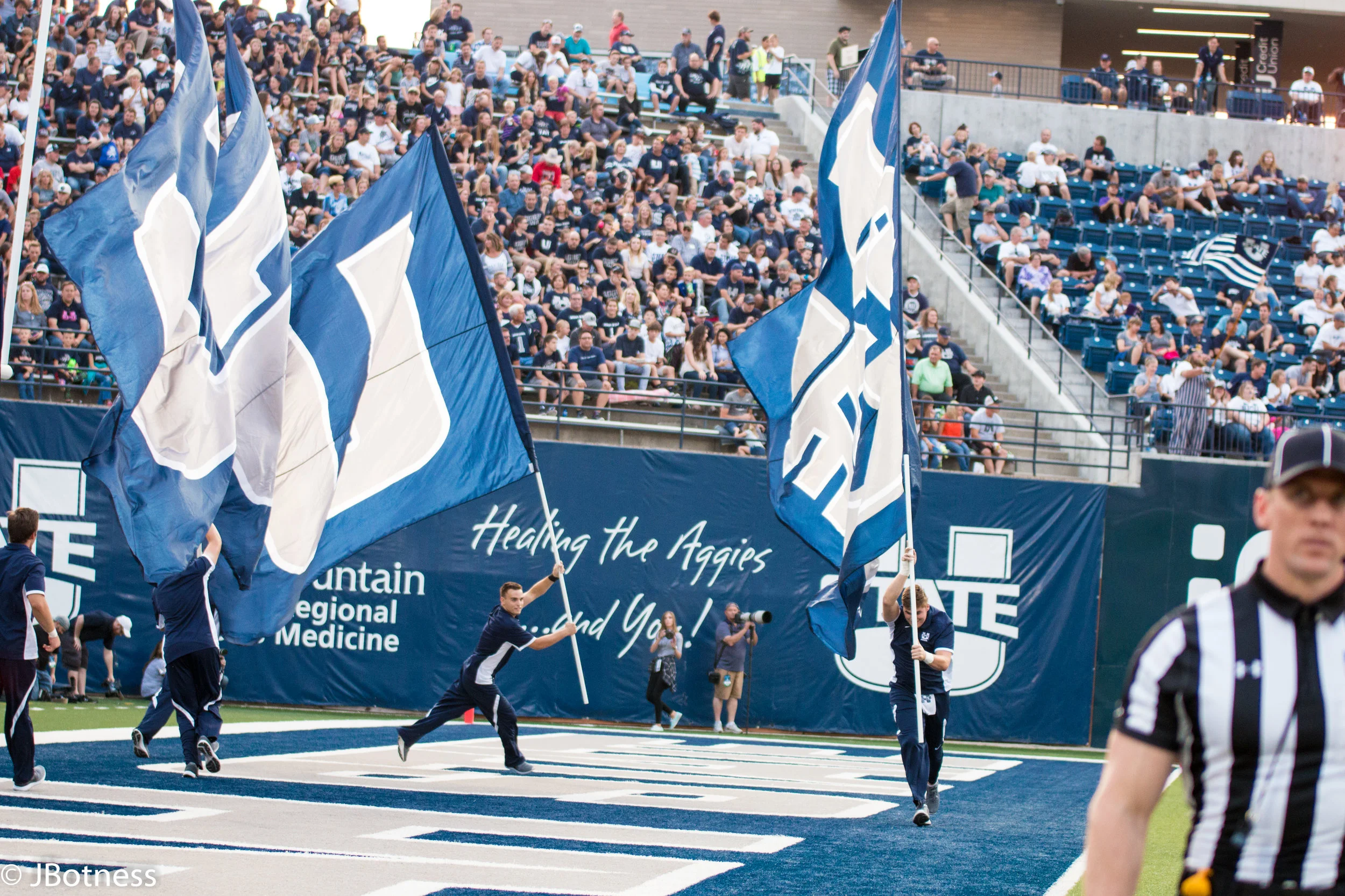 09_07_17_FB_USUvsISU (110 of 340).jpg