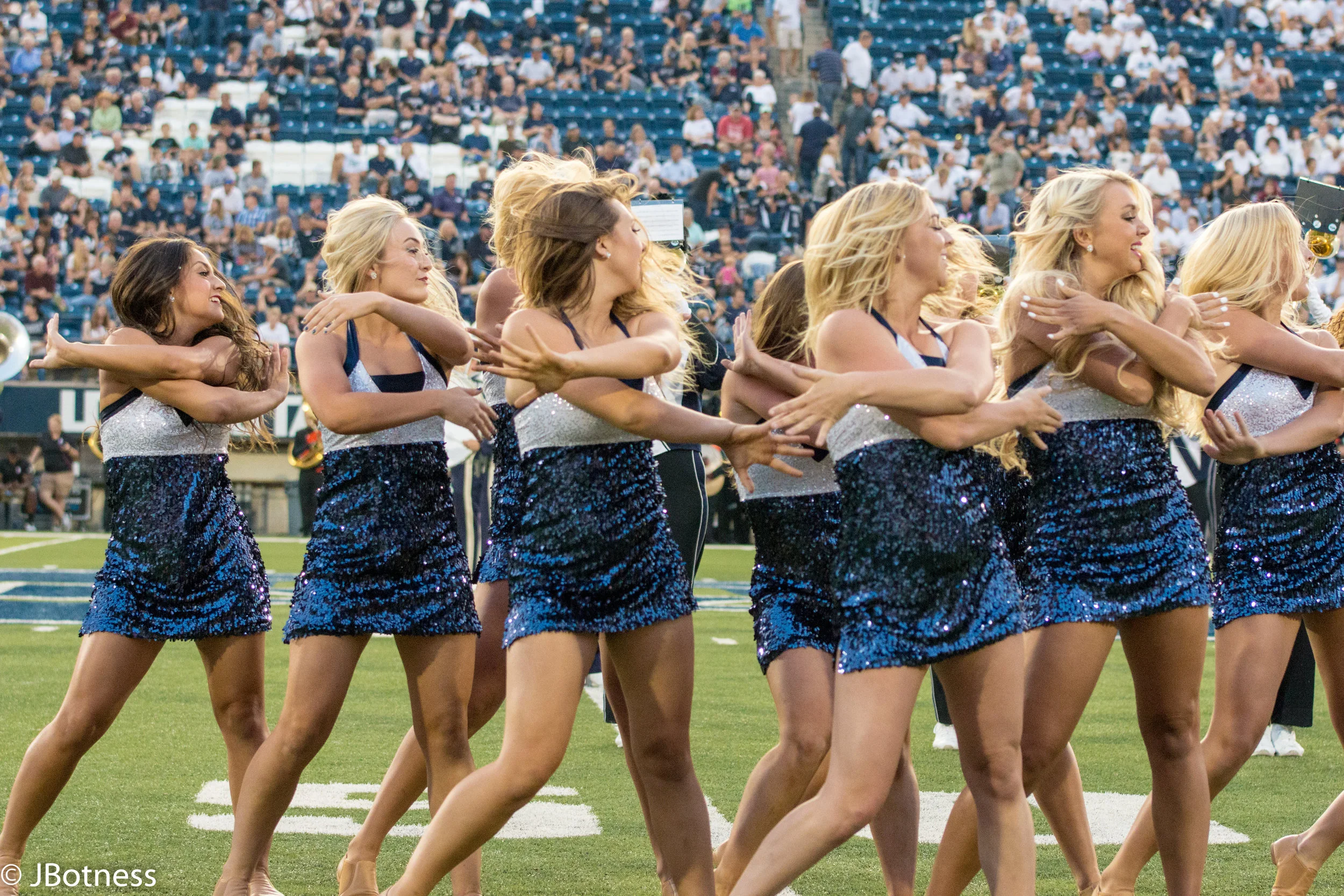 09_07_17_FB_USUvsISU (165 of 340).jpg