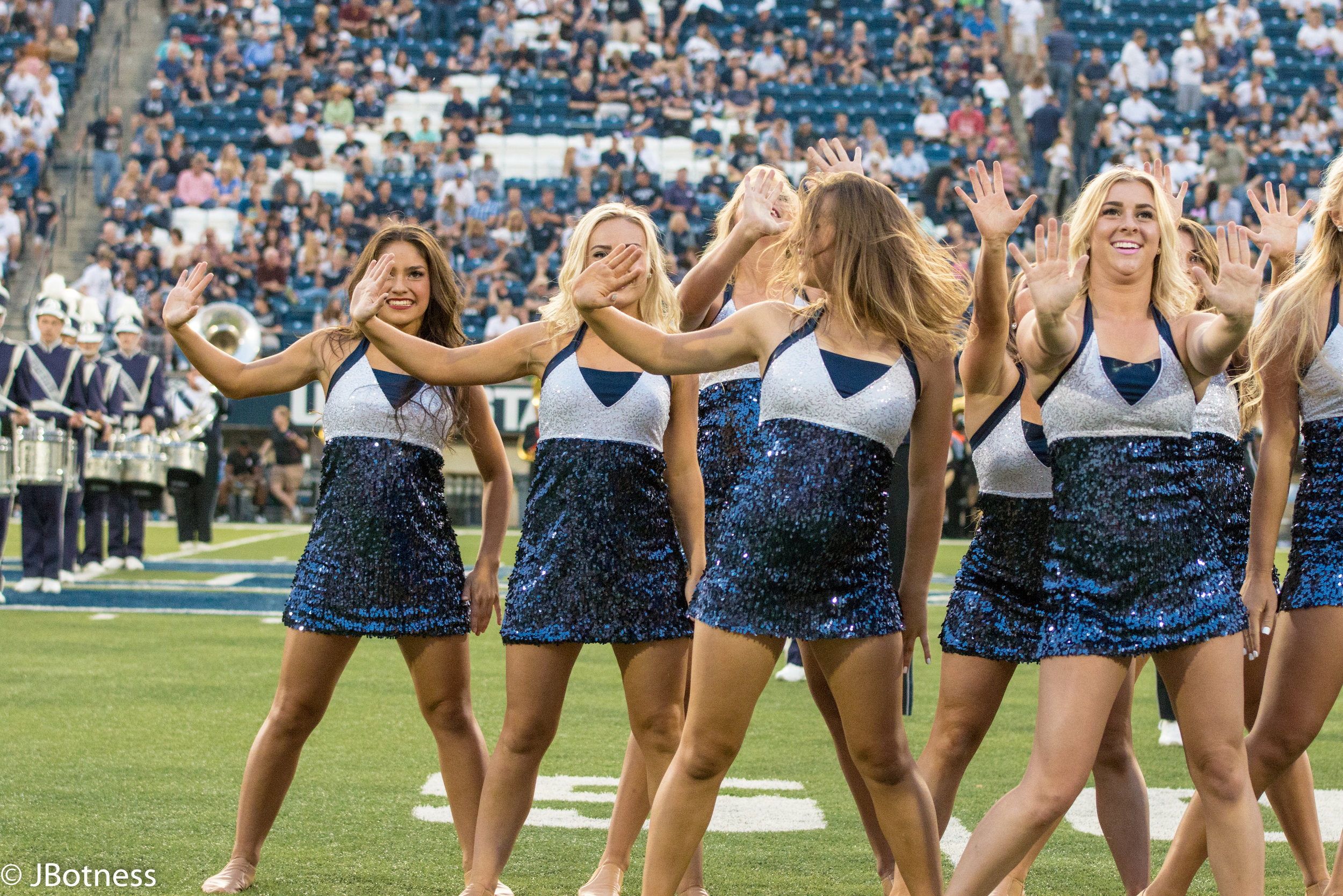 09_07_17_FB_USUvsISU (166 of 340).jpg