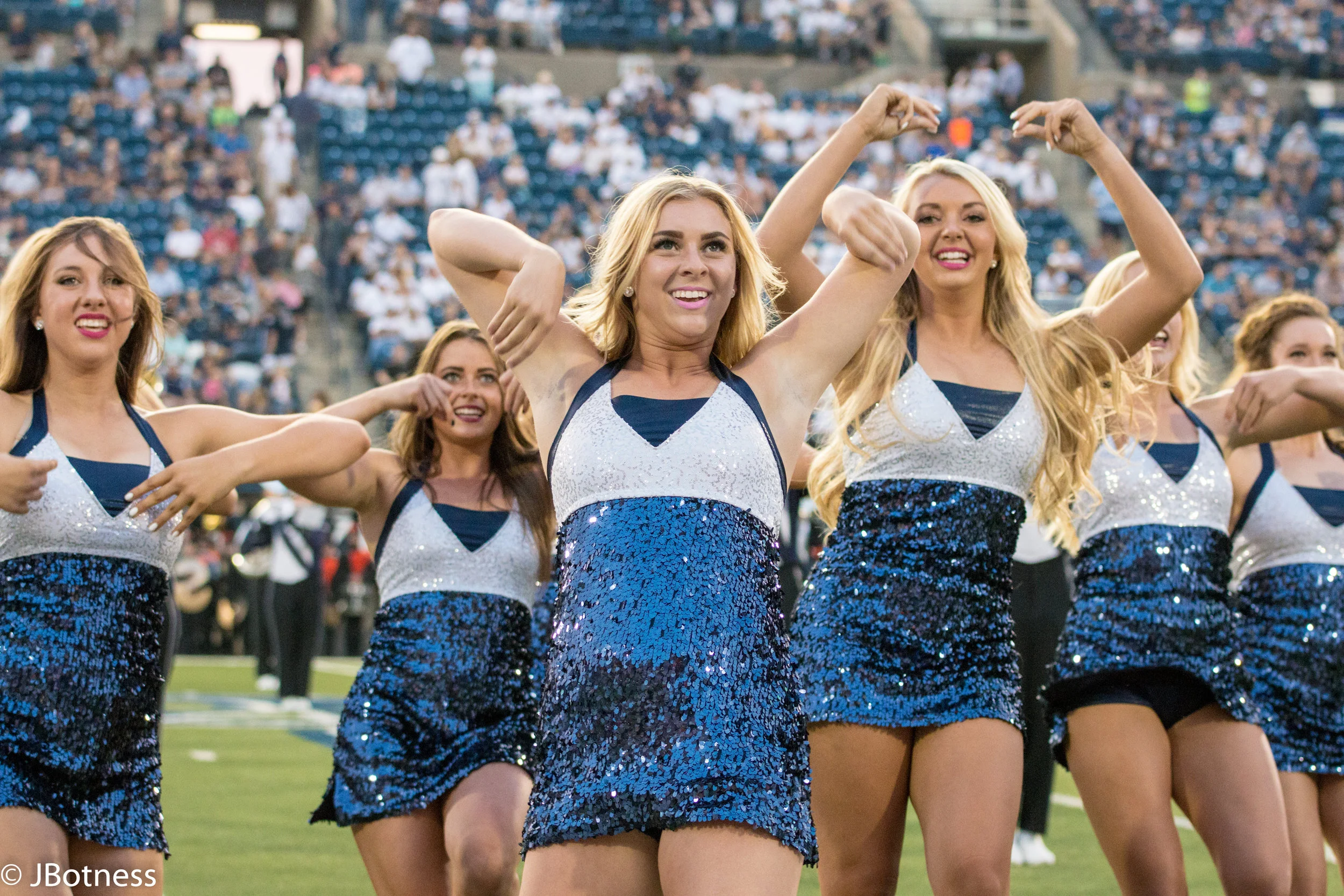 09_07_17_FB_USUvsISU (169 of 340).jpg