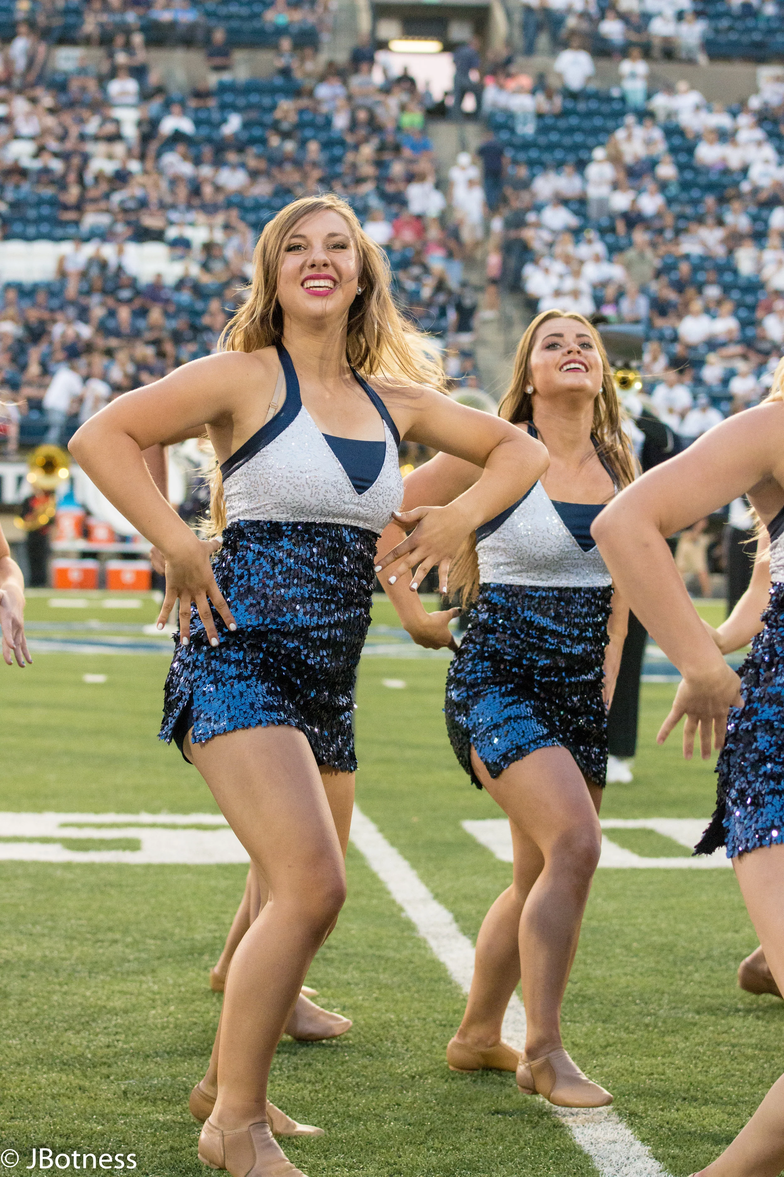 09_07_17_FB_USUvsISU (174 of 340).jpg