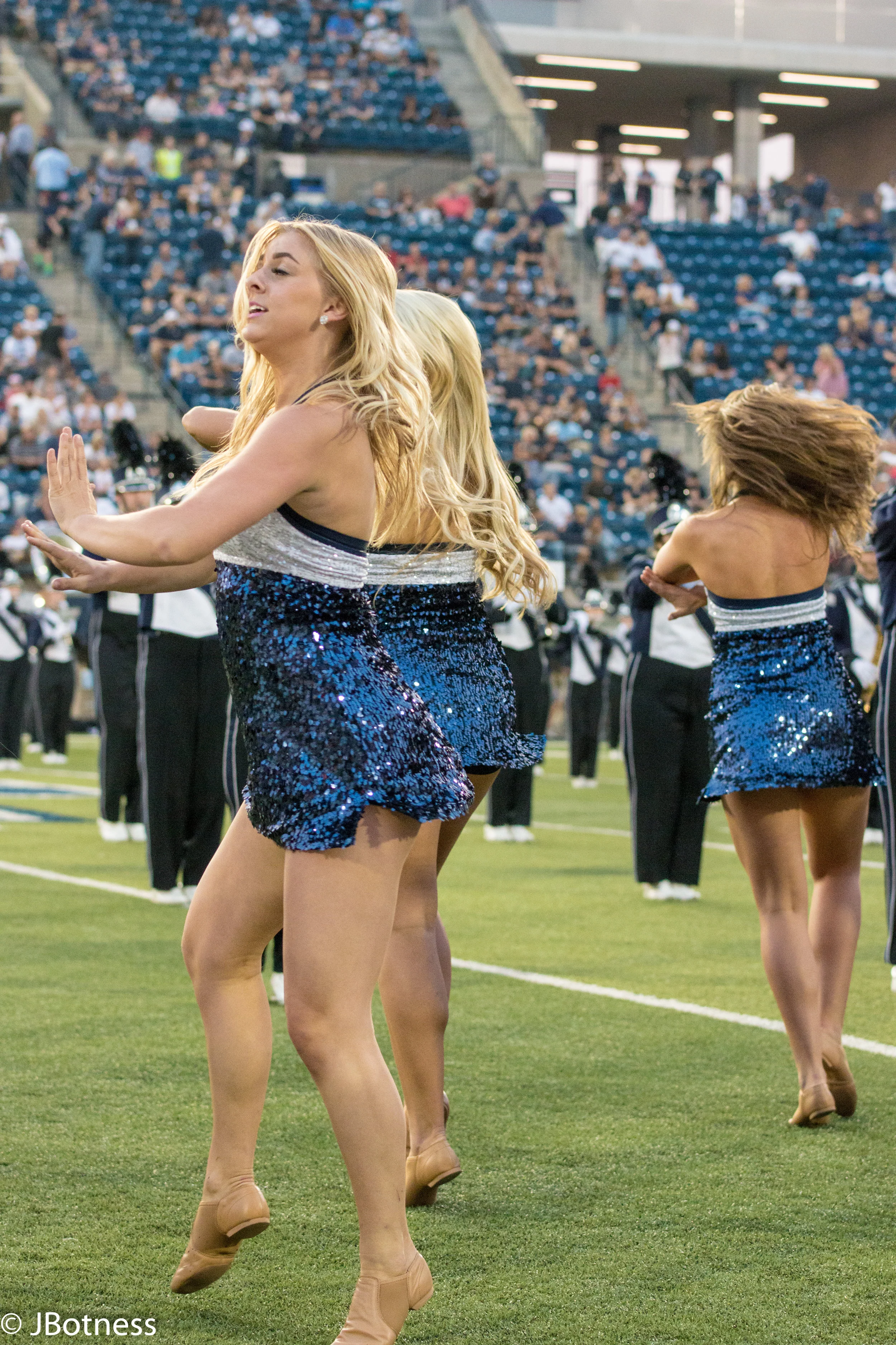 09_07_17_FB_USUvsISU (188 of 340).jpg