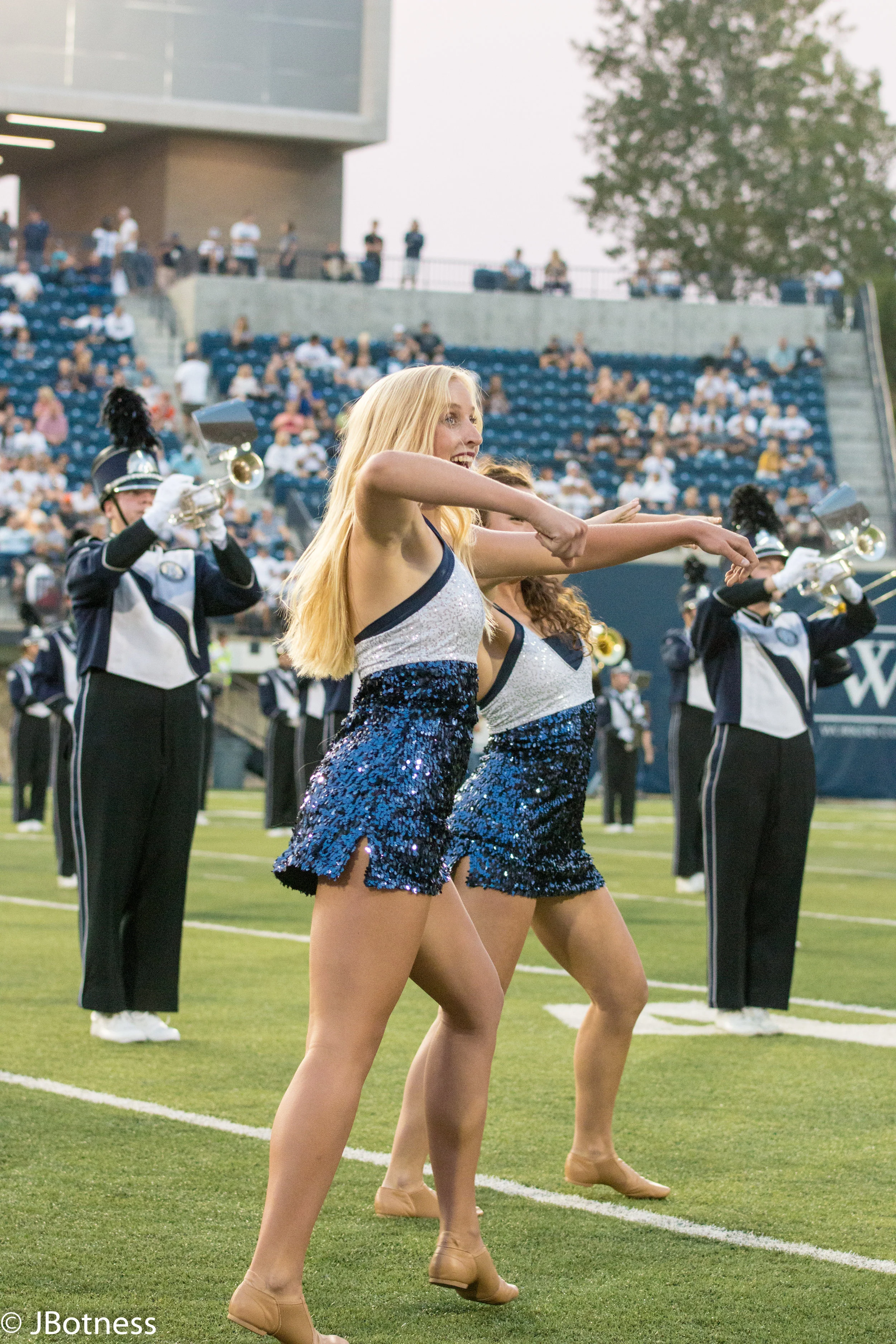 09_07_17_FB_USUvsISU (191 of 340).jpg