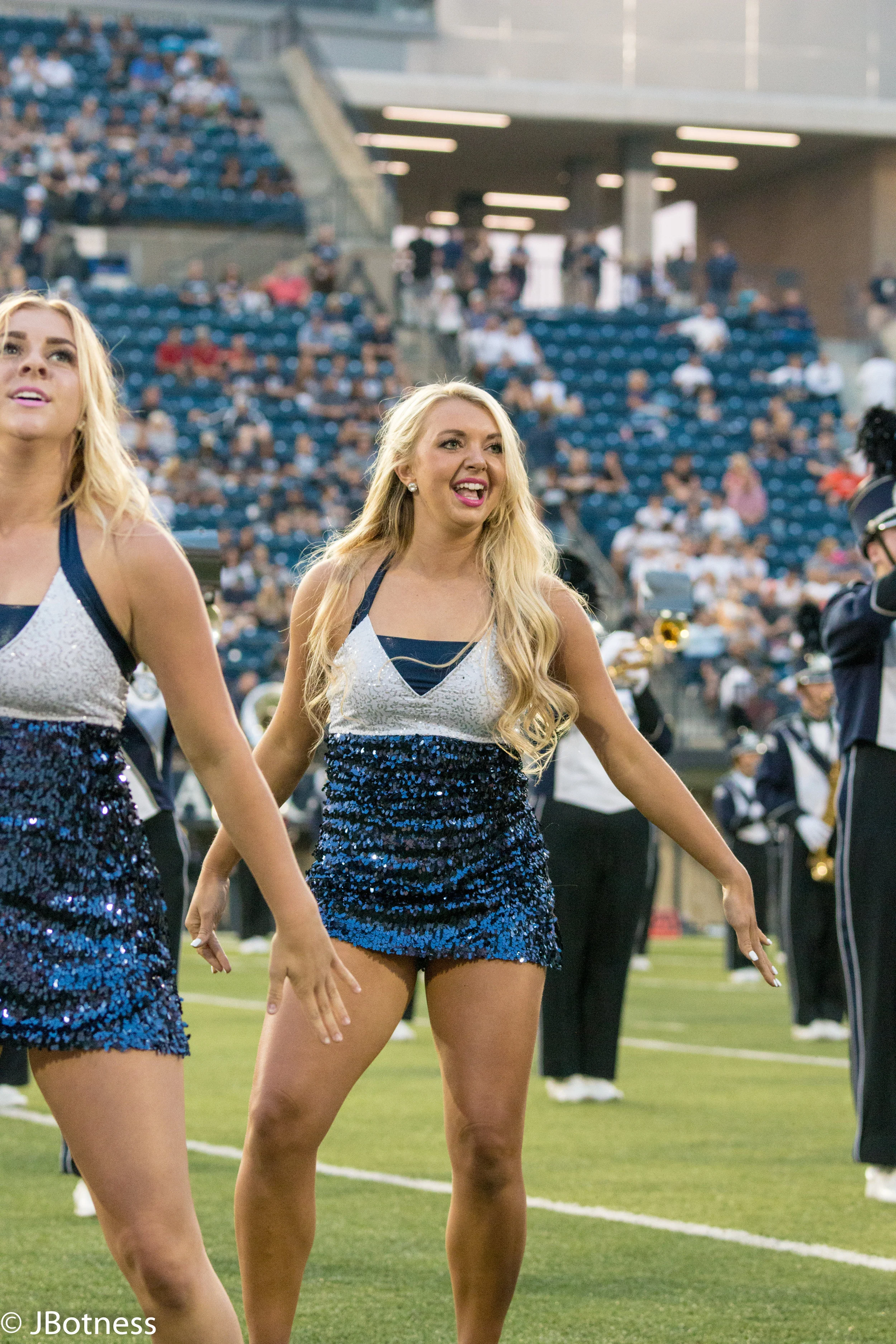 09_07_17_FB_USUvsISU (193 of 340).jpg