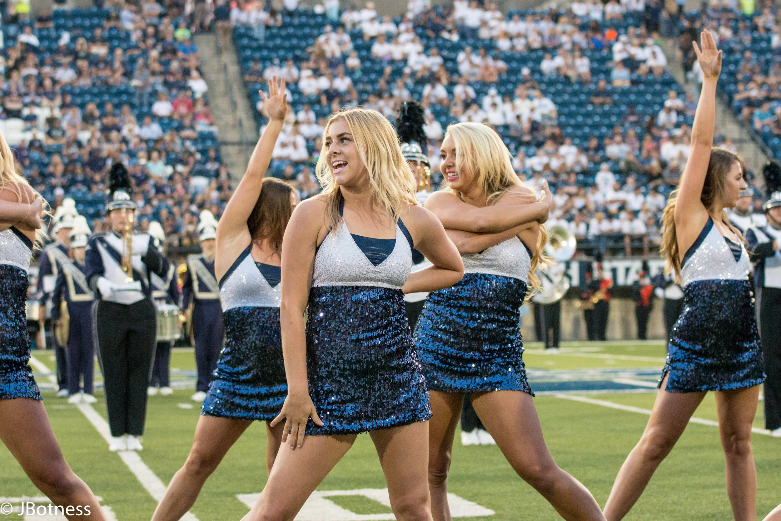 09_07_17_FB_USUvsISU (196 of 340).jpg