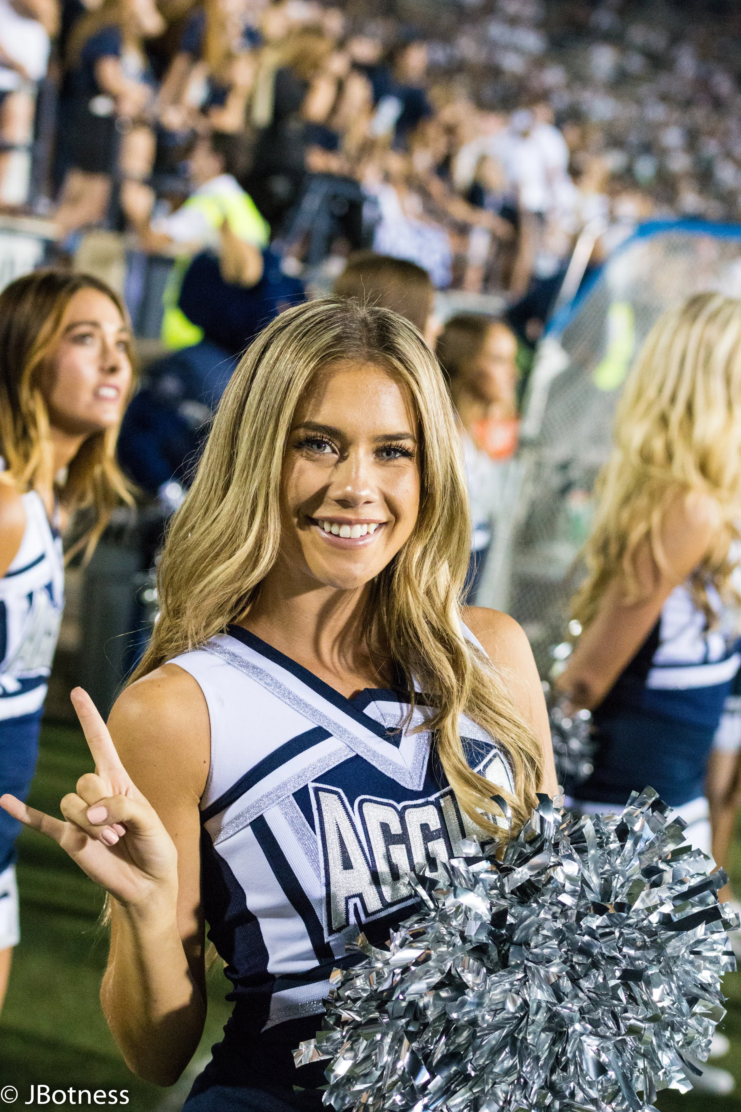 09_07_17_FB_USUvsISU (211 of 340).jpg