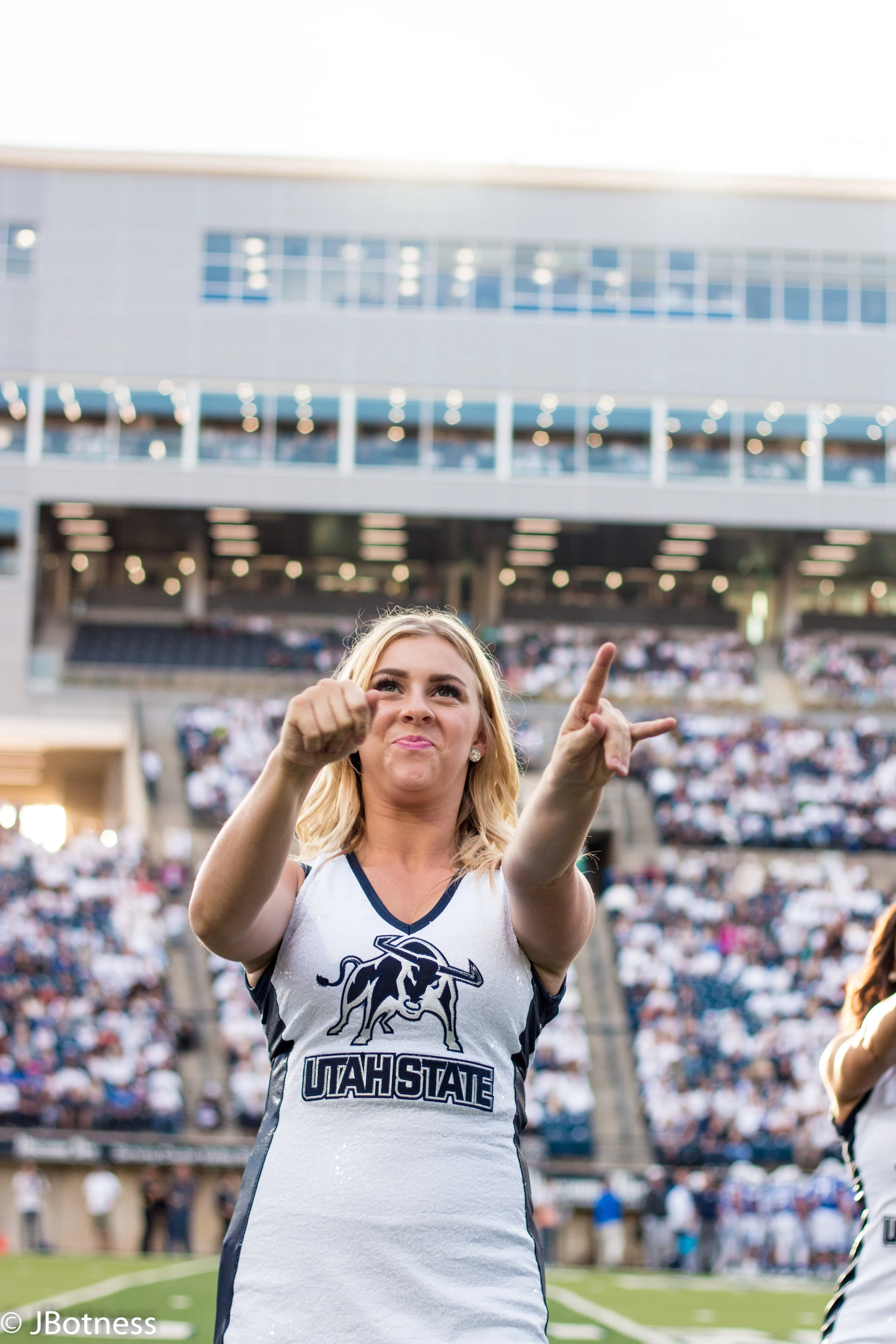 09_29_17_FB_USUvsBYU (31 of 132).jpg