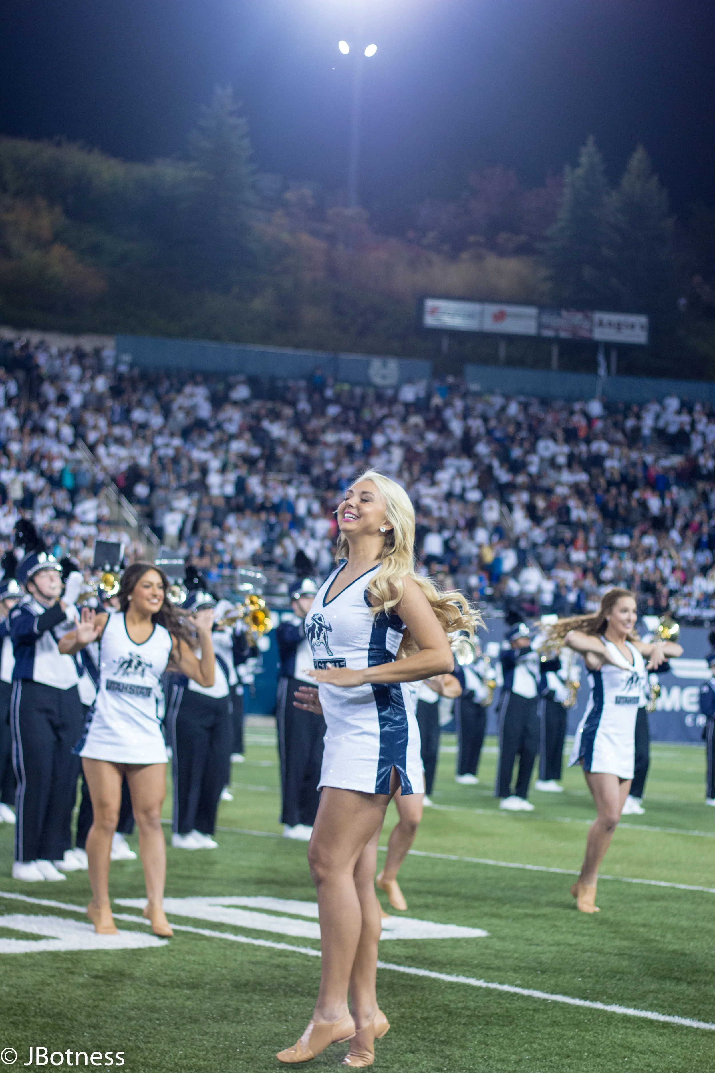 09_29_17_FB_USUvsBYU (61 of 132).jpg