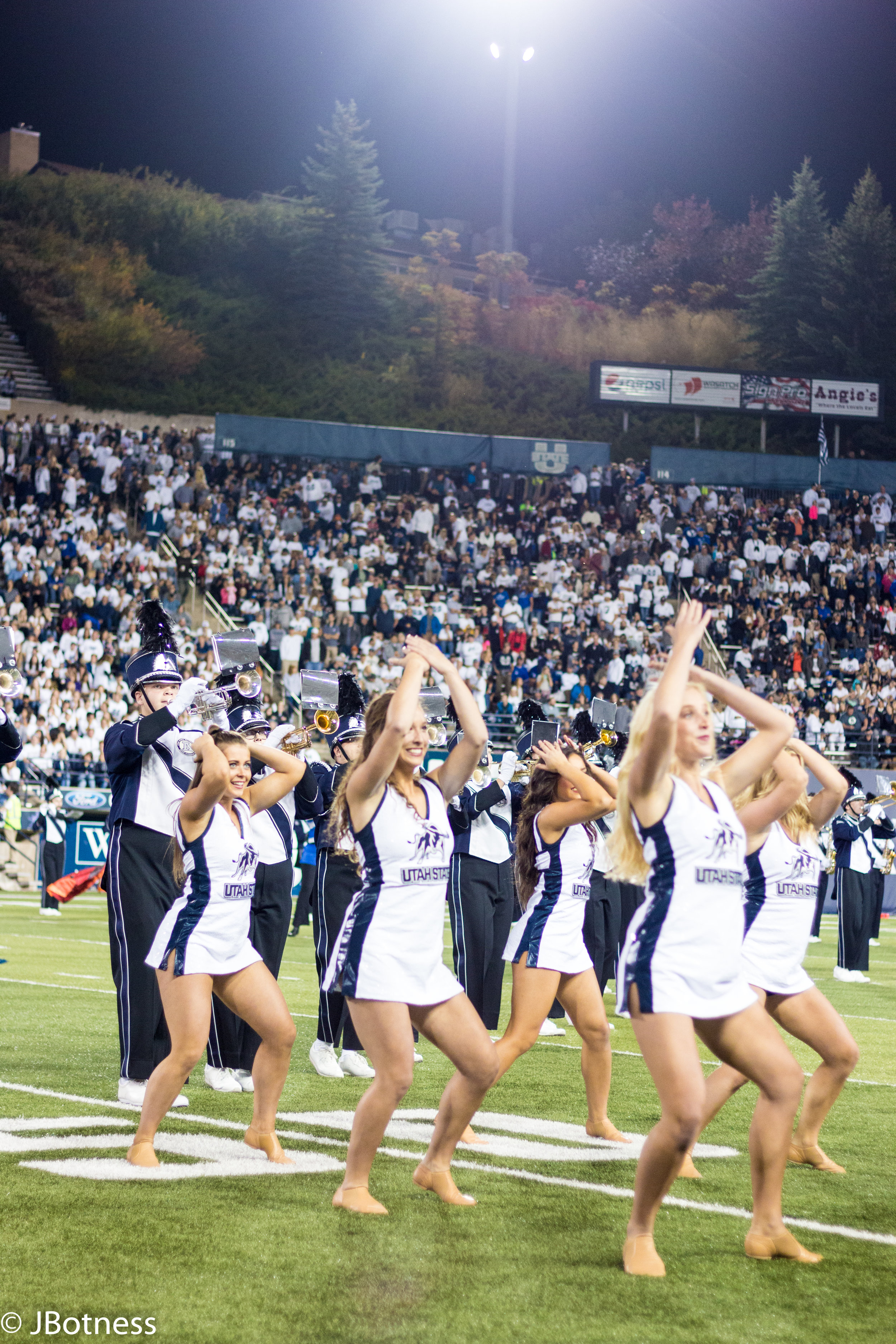 09_29_17_FB_USUvsBYU (79 of 132).jpg