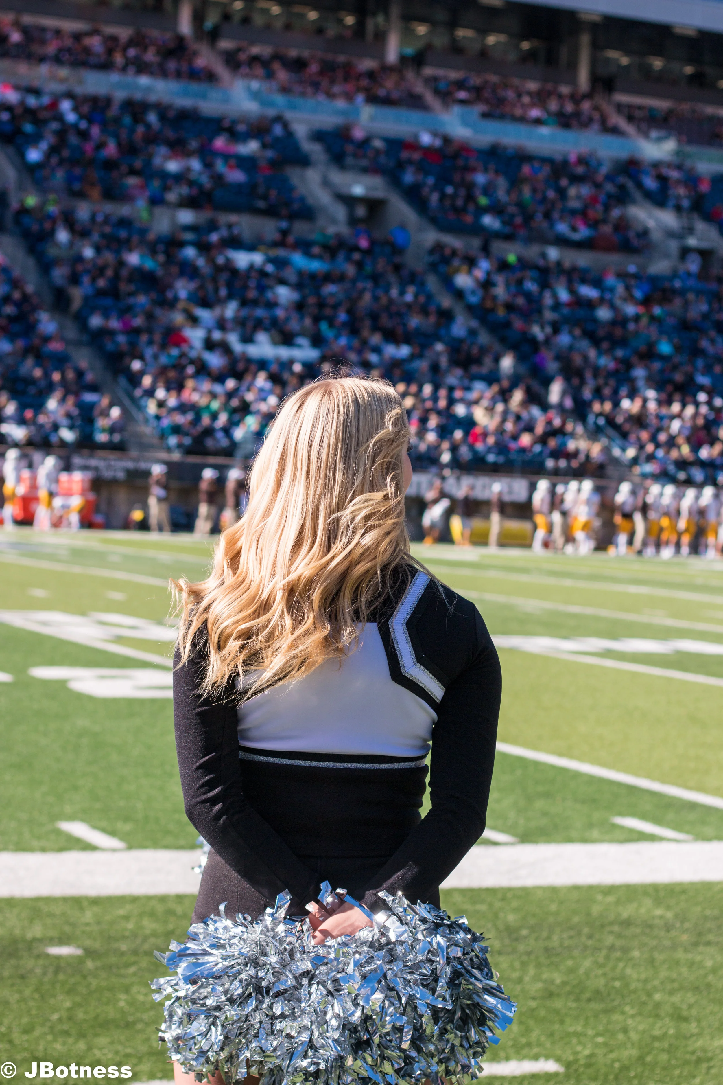 10_14_17_FB_USUvsWyoming_HC (4 of 16).jpg