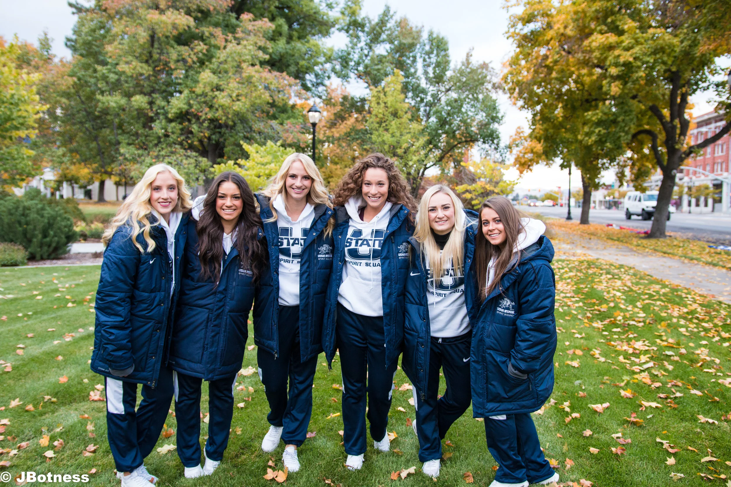 10_14_17_FB_USUvsWyoming_HC (24 of 103).jpg