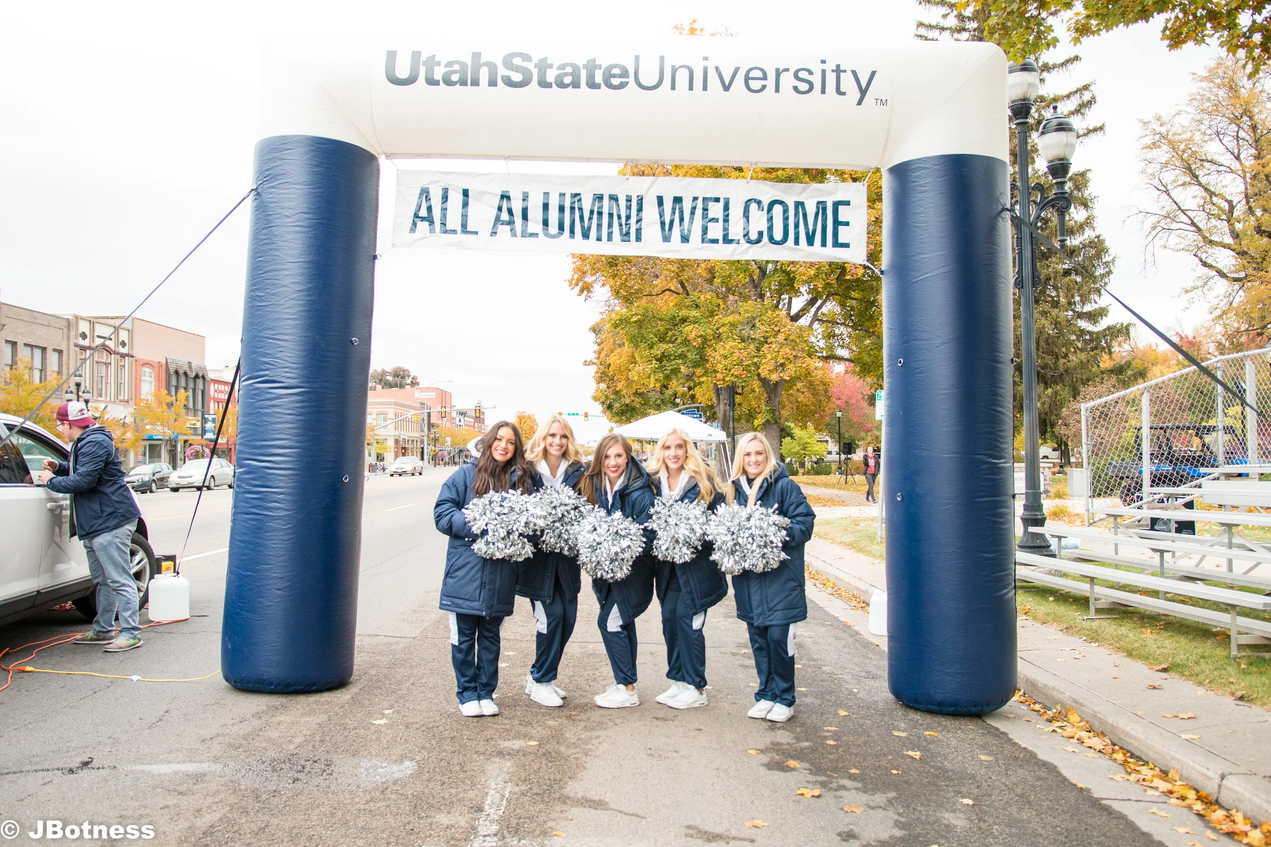 10_14_17_FB_USUvsWyoming_HC (41 of 103).jpg