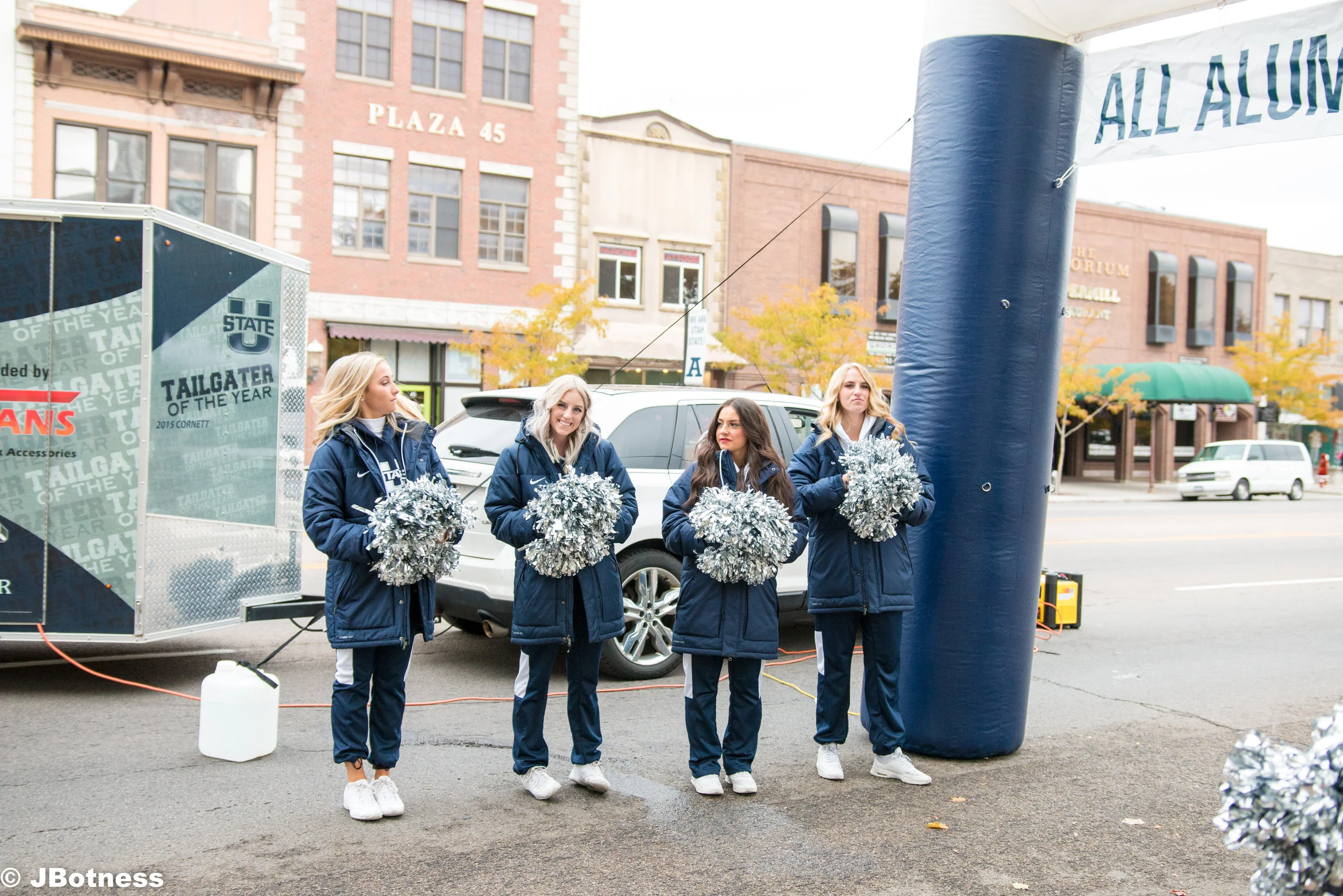 10_14_17_FB_USUvsWyoming_HC (52 of 103).jpg