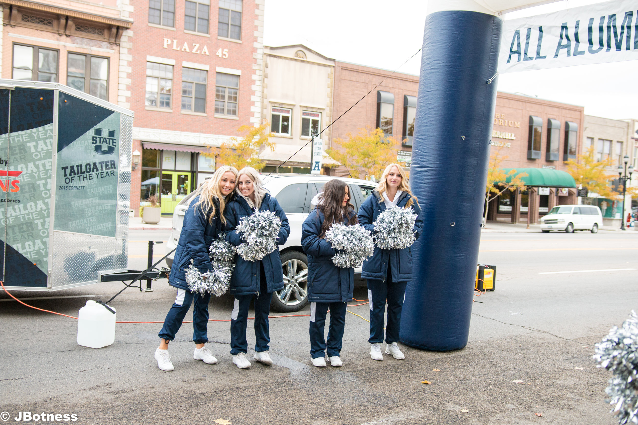 10_14_17_FB_USUvsWyoming_HC (54 of 103).jpg